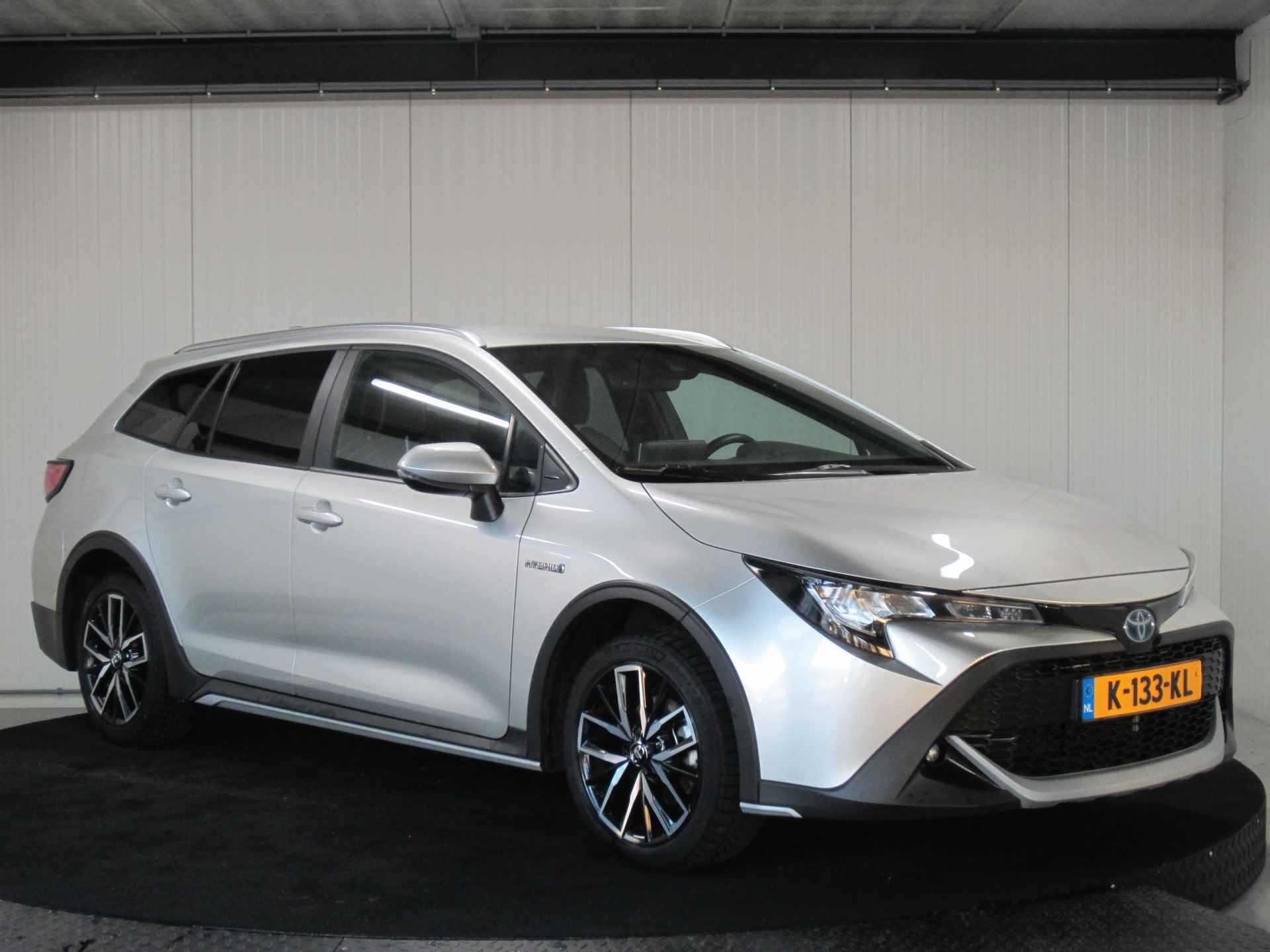 Toyota Corolla Touring Sports 1.8 Hybrid Trek Navi Stoelverwarming - 31/31