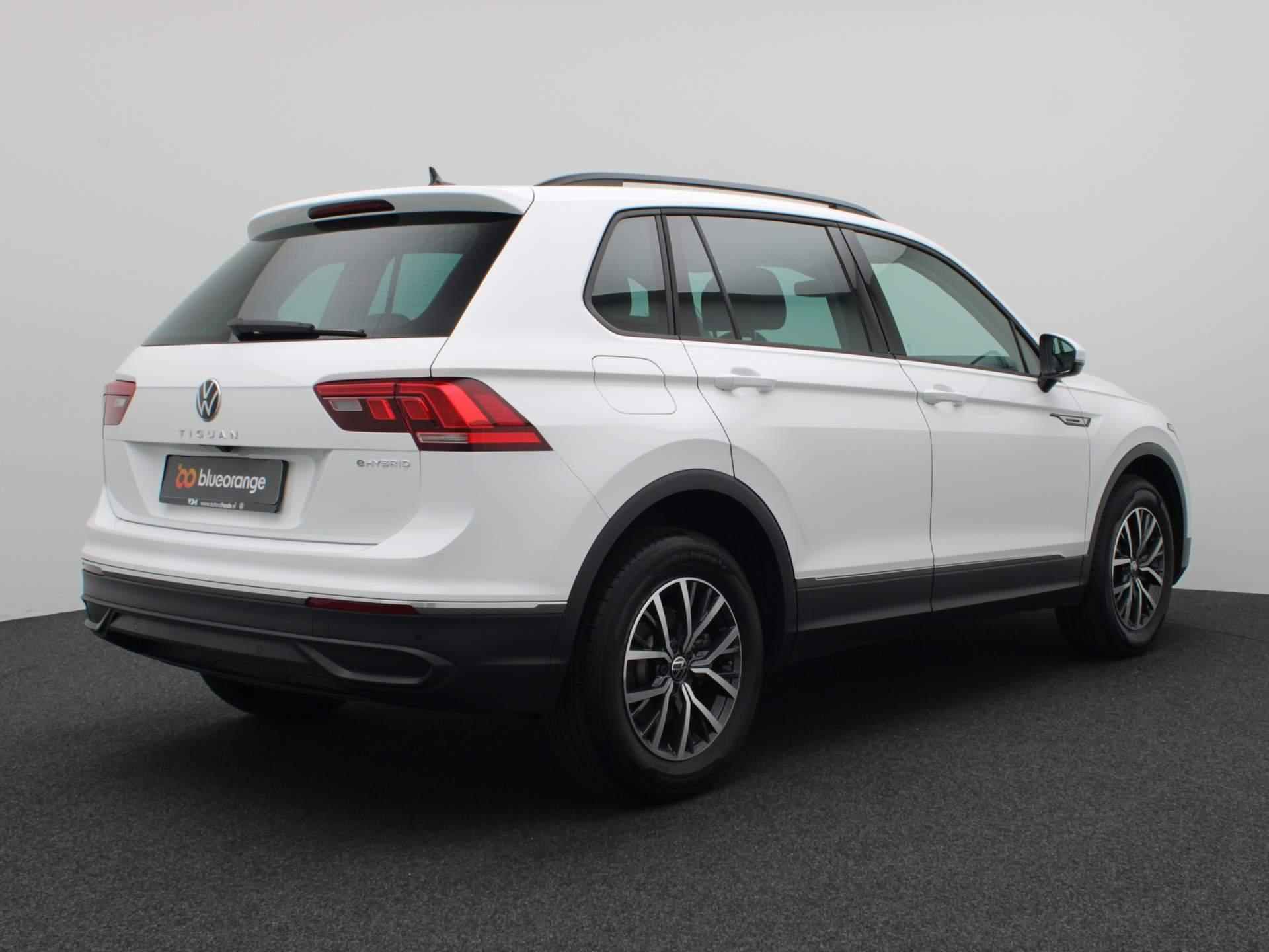 Volkswagen Tiguan 1.4 TSI eHybrid Life Business 245PK DSG Keyless, Side Assist, Virtual Pedal, Adaptieve Cruise Controle, Achteruitrijcamera, 17" LM Velgen - 3/48