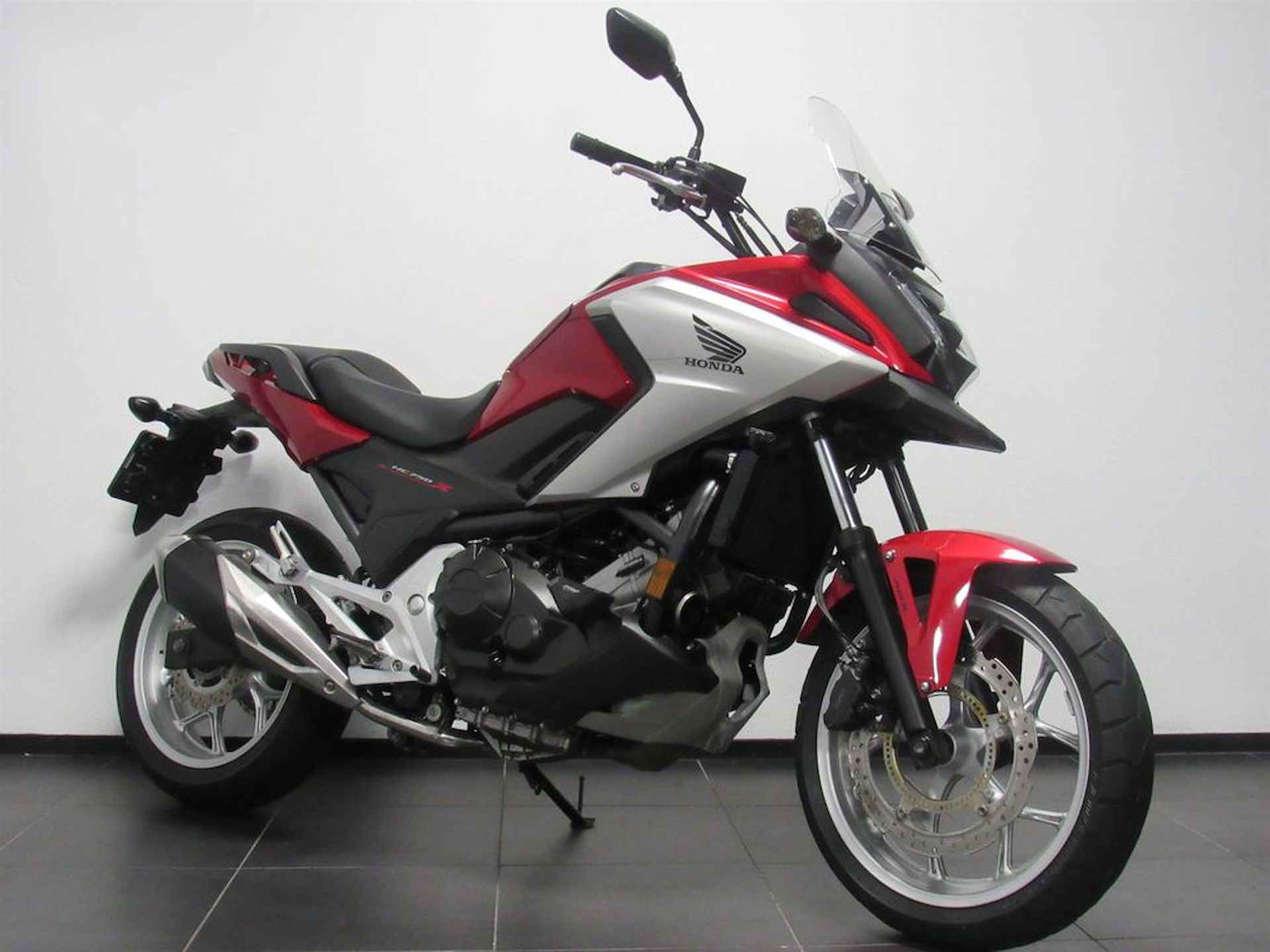 Honda NC 750 X ABS - 2/13