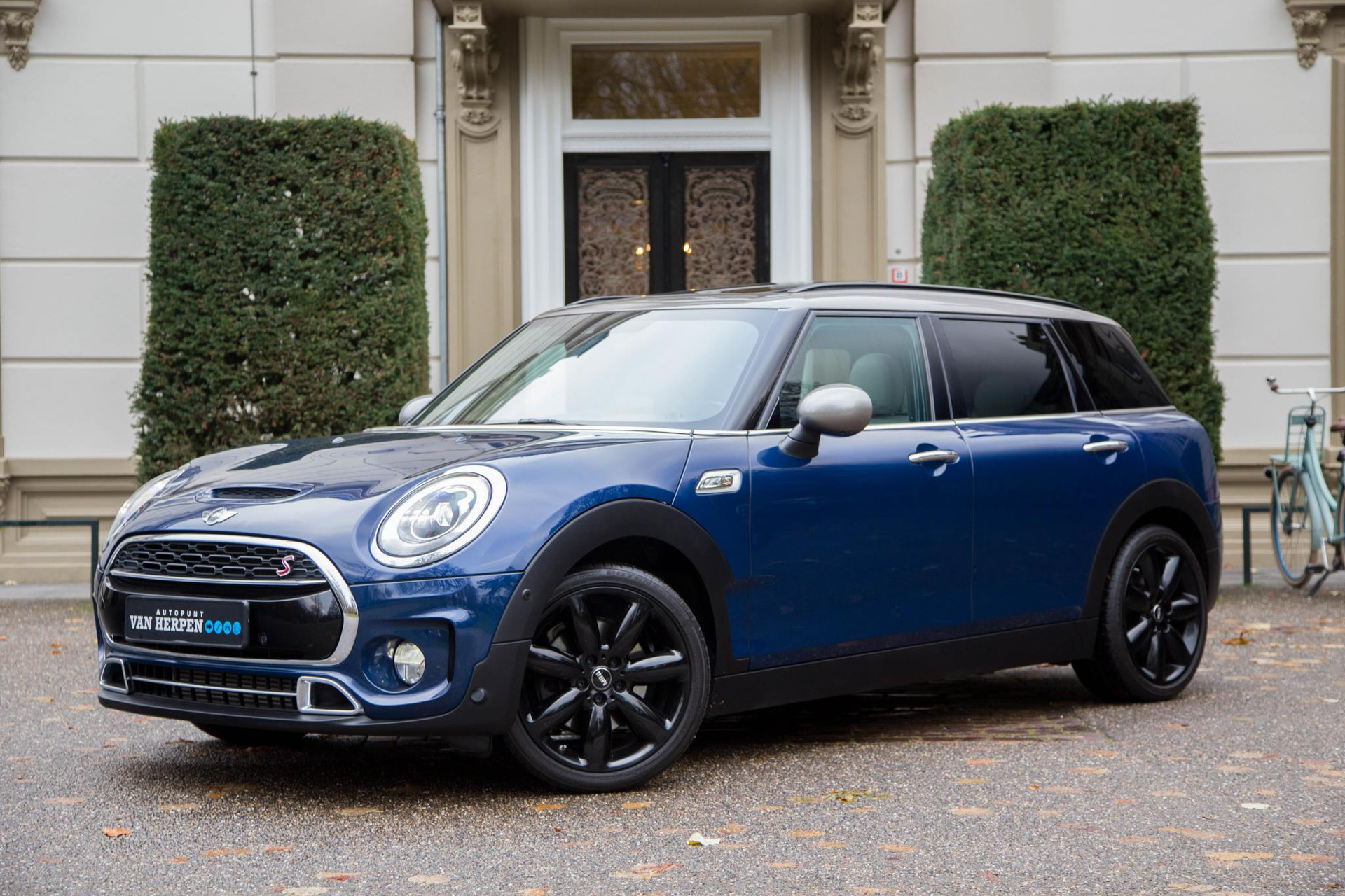 Mini Mini Clubman 2.0 Cooper S Chili Pano | H&K | HUD | Camera | Memorystoelen