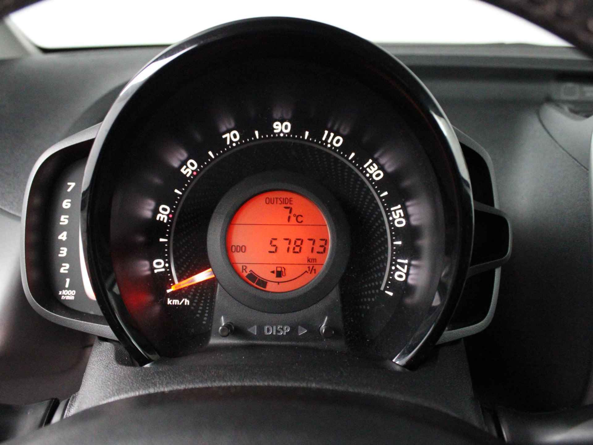 Toyota Aygo 1.0 VVT-i x-play | LED | Airco | Bluetooth | Radio-USB | Apple Carplay/Android Auto | 1e eigenaar! - 27/43