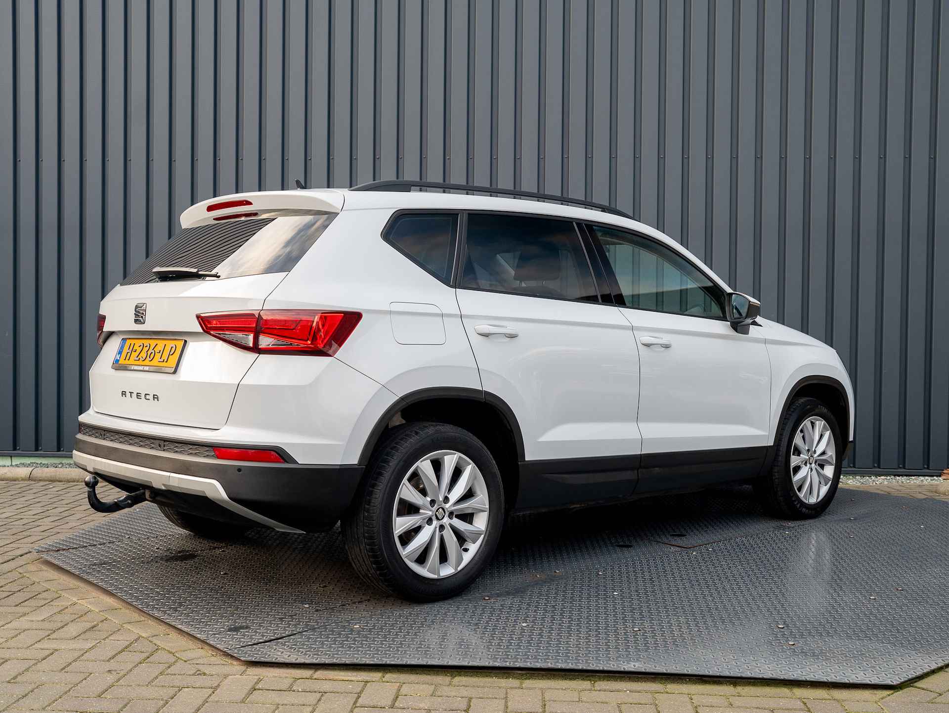 SEAT Ateca 1.5 TSI 150Pk DSG Style Business Intense | Trekhaak wegkl. | Prijs Rijklaar!! - 25/61