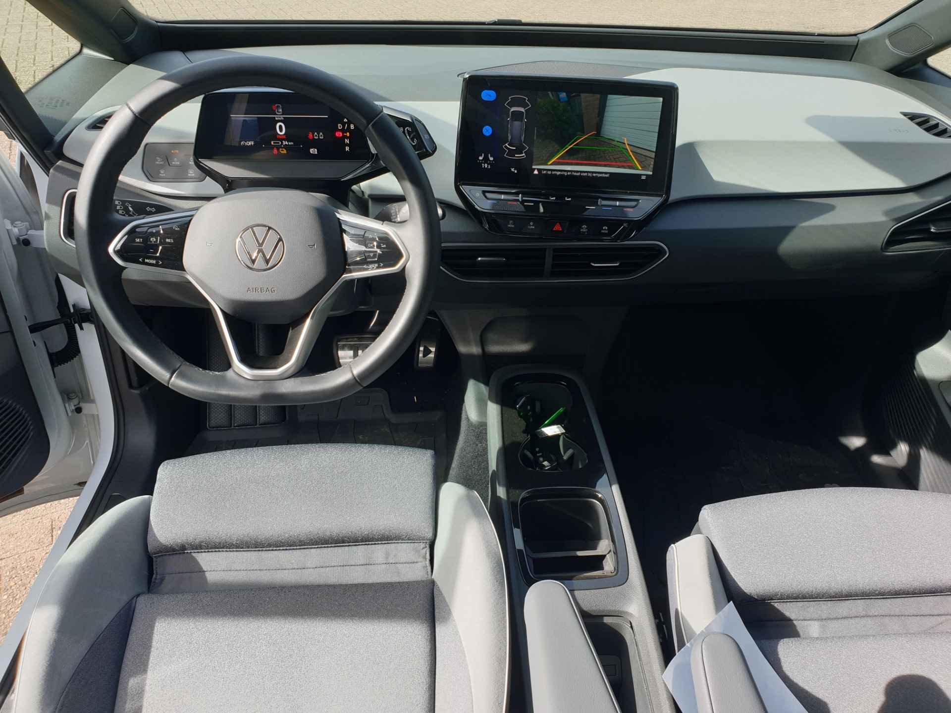 Volkswagen ID.3, 12 maanden Garantie/Navi/ Trekhaak 107 kW / 145 PK. Volle uitvoering. 12% bijtelling! - 4/38