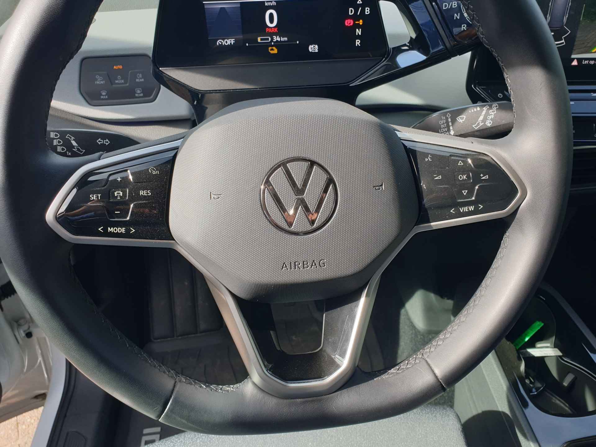 Volkswagen ID.3, 12 maanden Garantie/Navi/ Trekhaak 107 kW / 145 PK. Volle uitvoering. 12% bijtelling! - 31/38