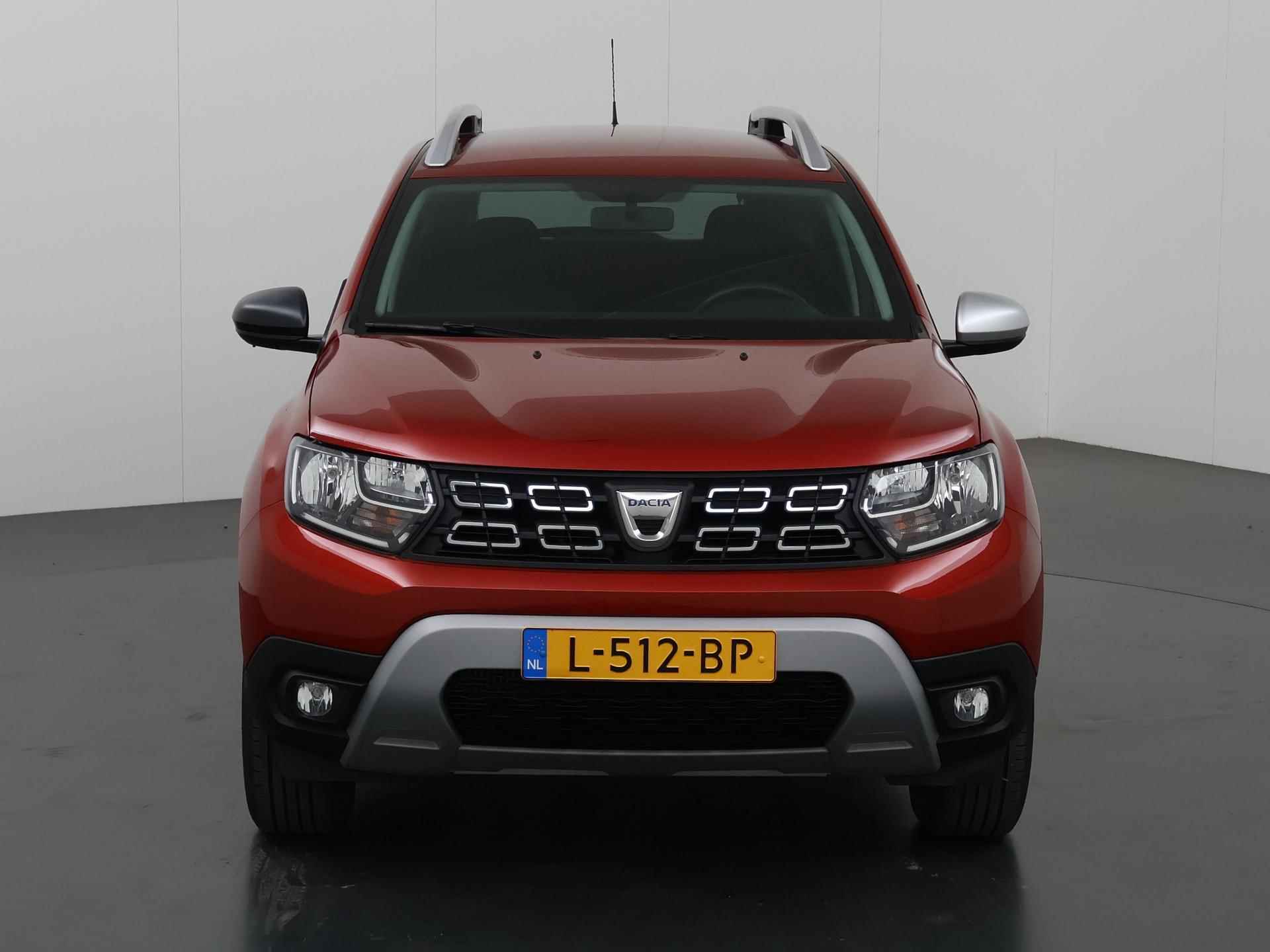 Dacia Duster 1.0 TCe Bi-Fuel Comfort | Trekhaak | Navigatie | Bluetooth | Privacy Glass | Cruise Control | Lichtmetaal | - 4/33