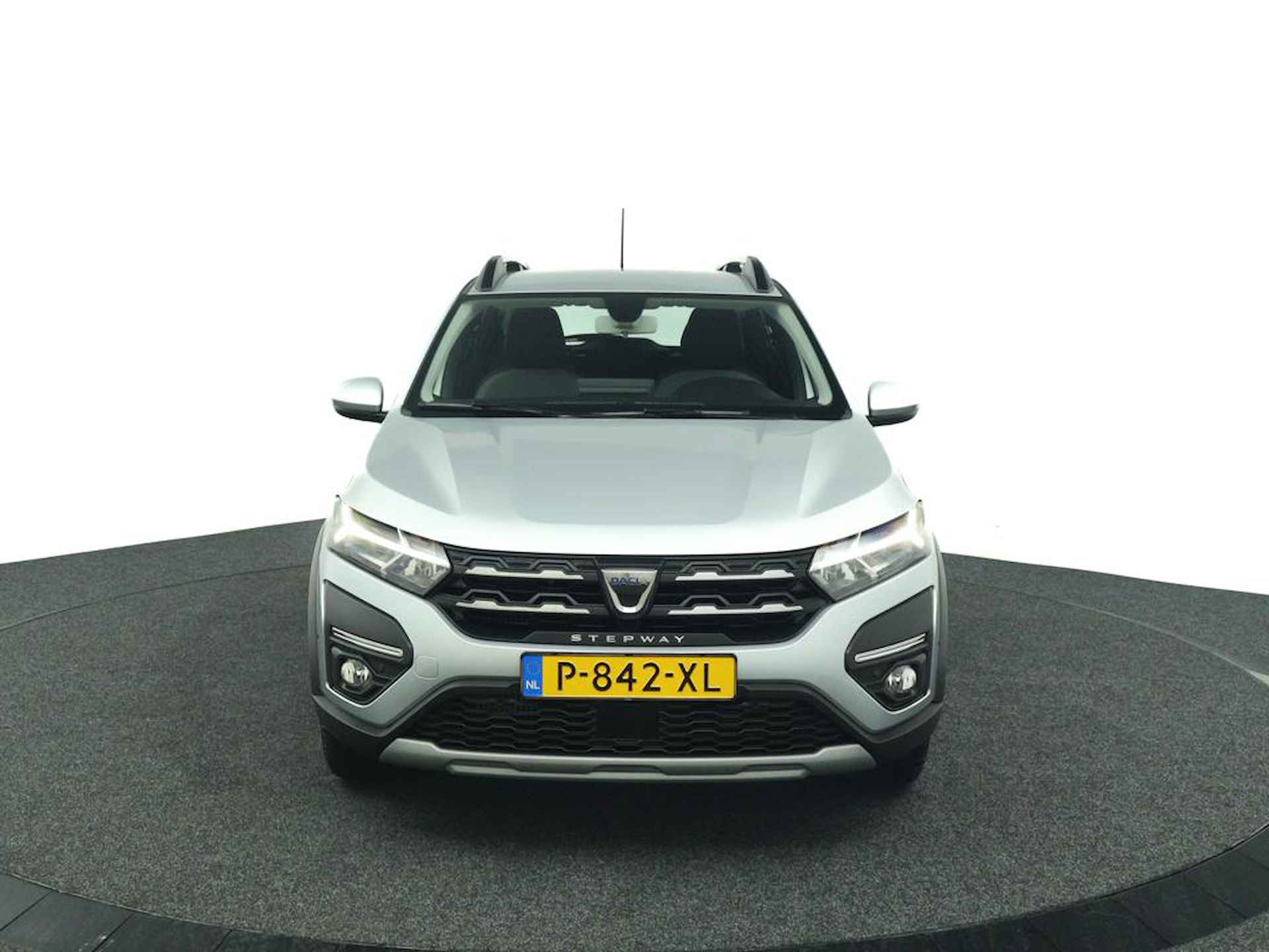 Dacia Sandero Stepway 1.0 TCe 100 Bi-Fuel Expression | Camera | Navigatie | Origineel Nederlands | Eerste Eigenaar | Climate Control | Cruise Control | Metallic Lak | LED Koplampen | - 9/46