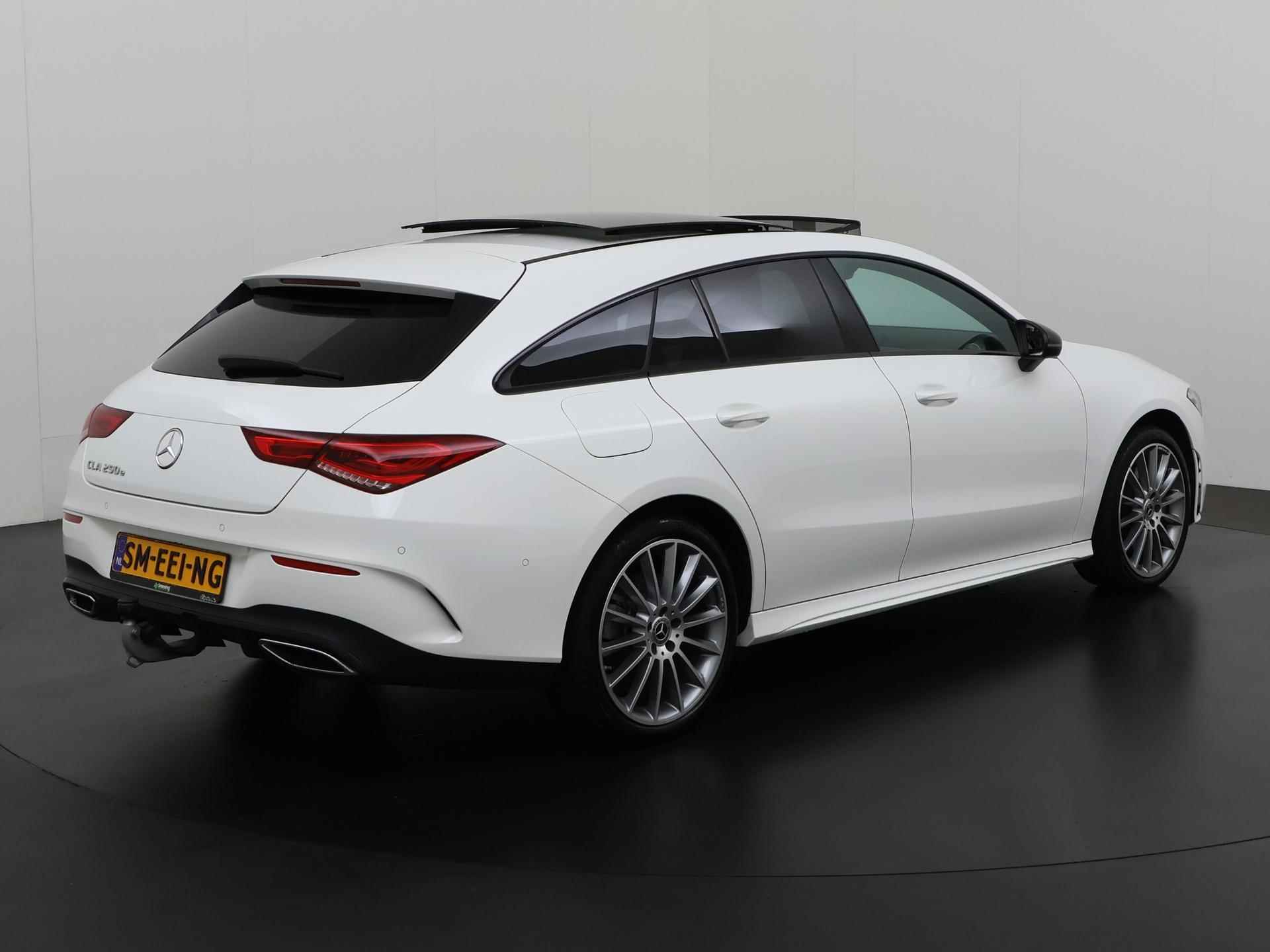 Mercedes-Benz CLA-klasse Shooting Brake 250e AMG Night | Trekhaak | Panoramadak | Leder | Multibeam LED |  Zondag Open! - 4/43