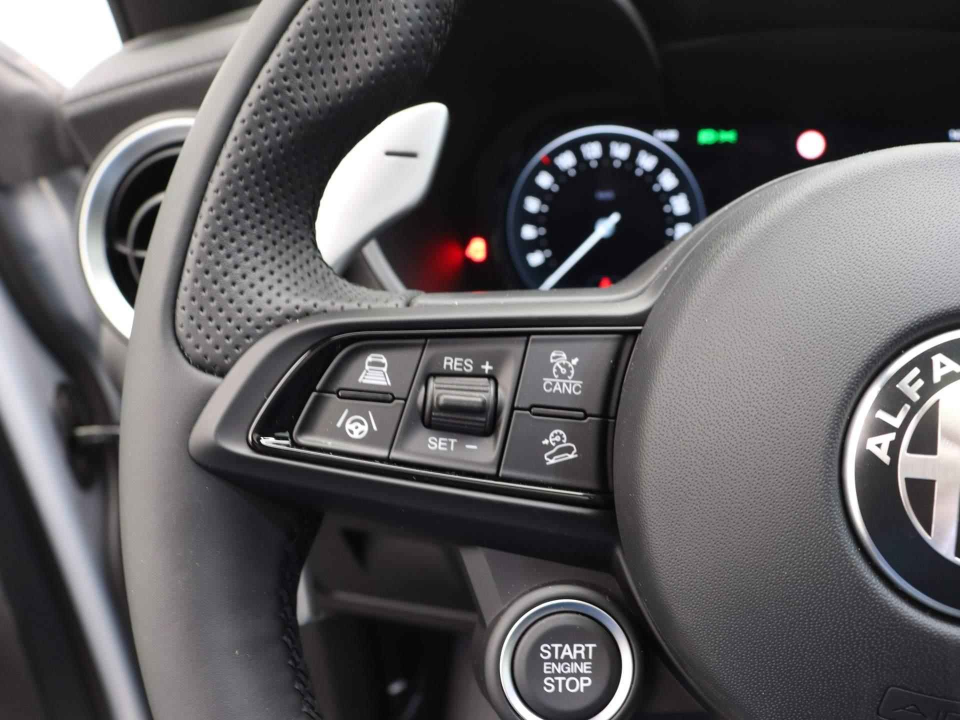 Alfa Romeo Stelvio 2.0 T GME AWD Veloce | Elektrisch Inklapbare Trekhaak | Panorama Dak | 21 Inch Velgen | Harman Kardon Soundsystem | - 18/26