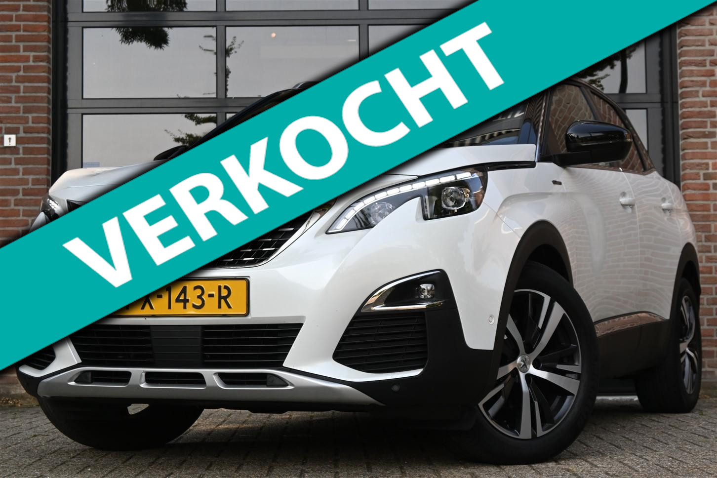 Peugeot 3008 1.6 e-THP 165PK GT Line FullOptions Pano Leder Trekhaak 360 Cruise '17