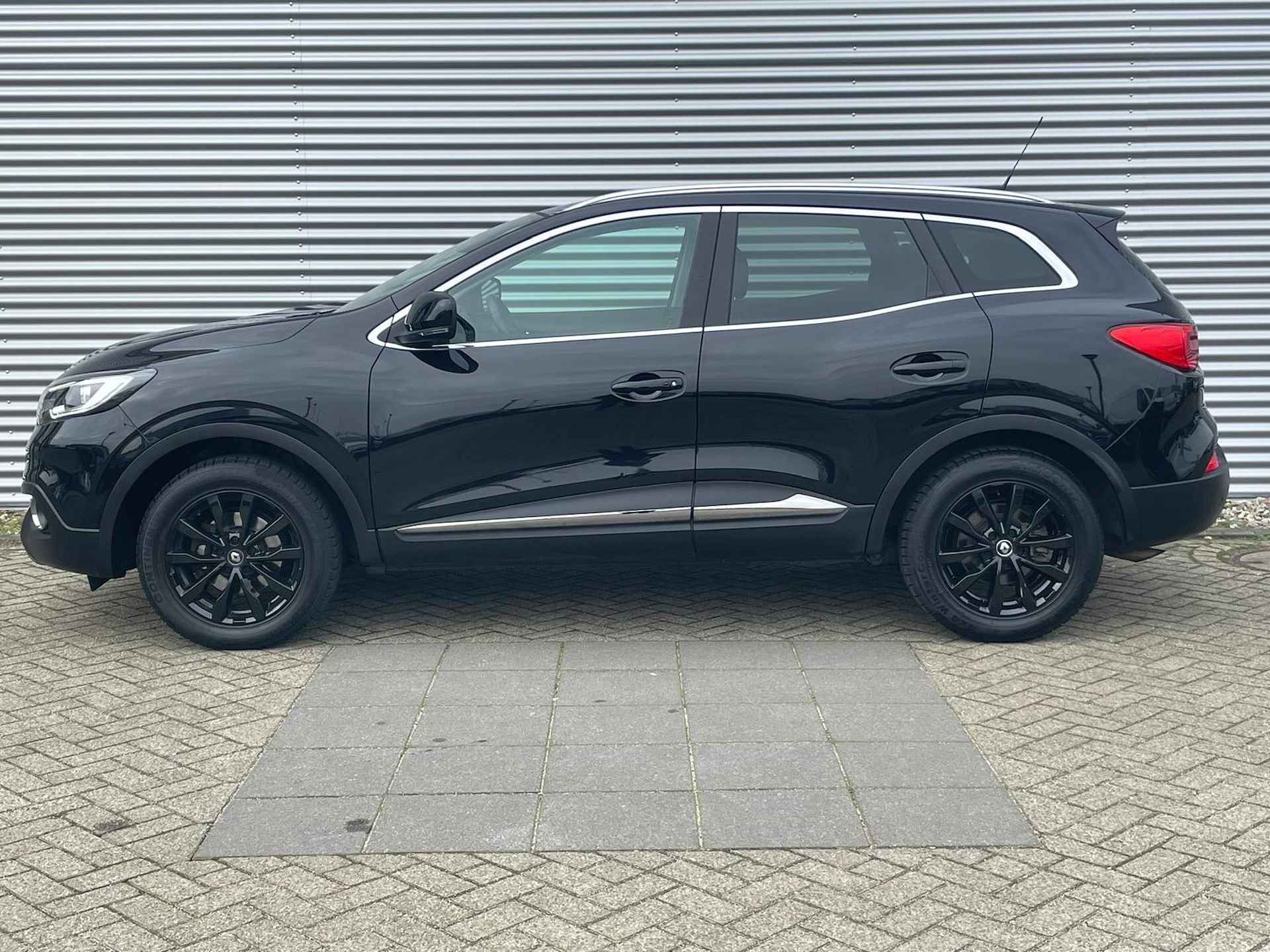 Renault Kadjar 1.2 TCe 130 Bose | Trekhaak | Airco (Automatisch) | Cruise Control | Keyless | Panoramadak | Parkeersensoren voor & achter | - 5/33