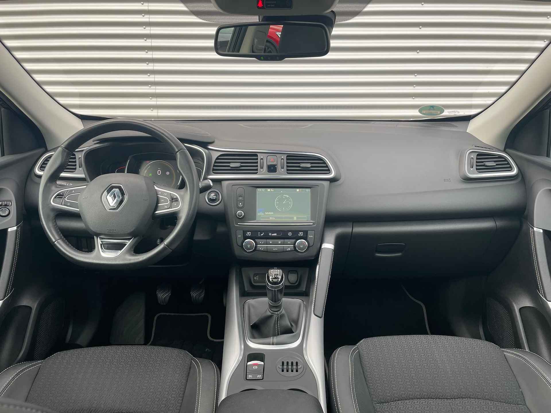 Renault Kadjar 1.2 TCe 130 Bose | Trekhaak | Airco (Automatisch) | Cruise Control | Keyless | Panoramadak | Parkeersensoren voor & achter | - 15/33