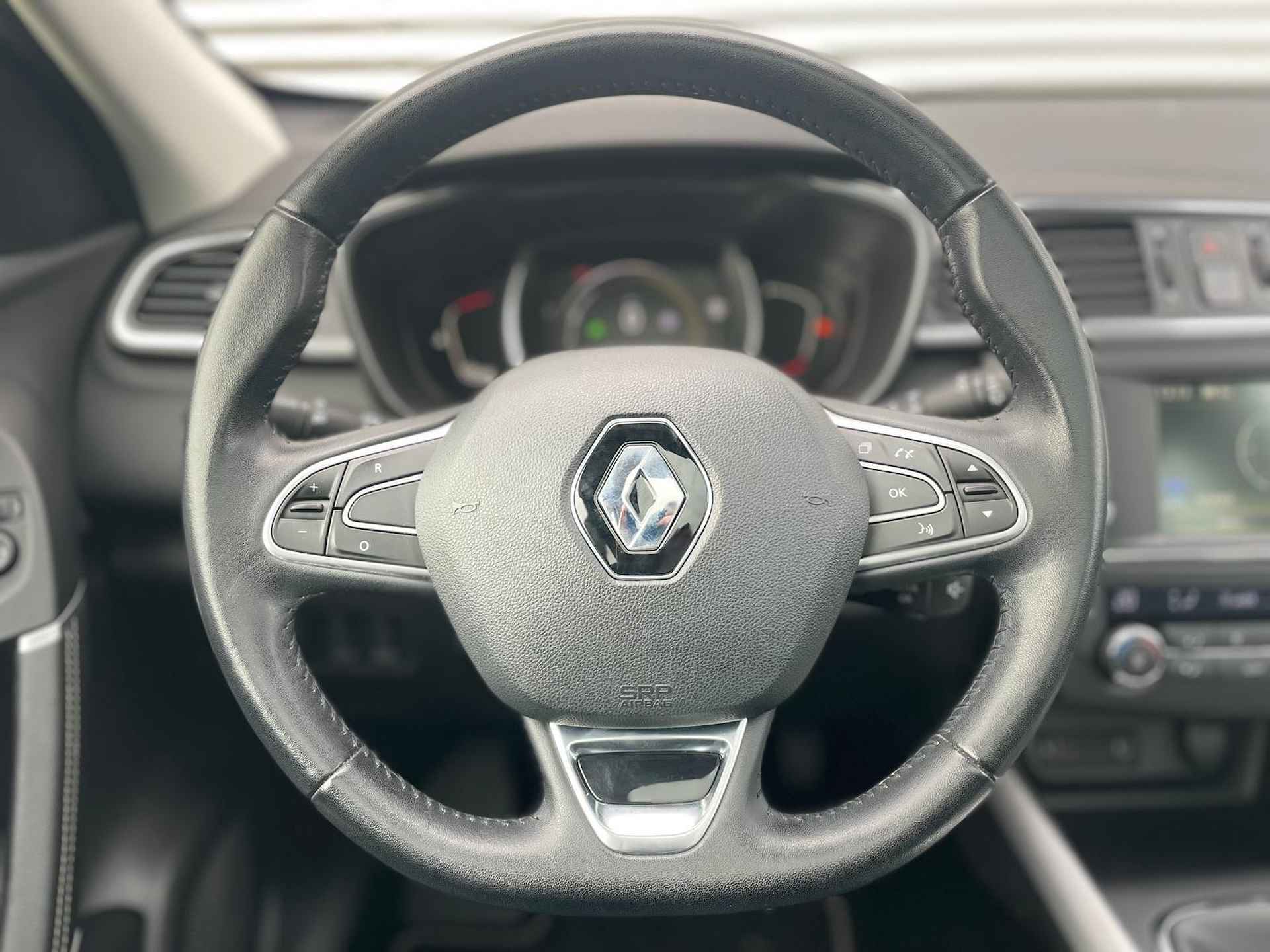 Renault Kadjar 1.2 TCe 130 Bose | Trekhaak | Airco (Automatisch) | Cruise Control | Keyless | Panoramadak | Parkeersensoren voor & achter | - 16/33