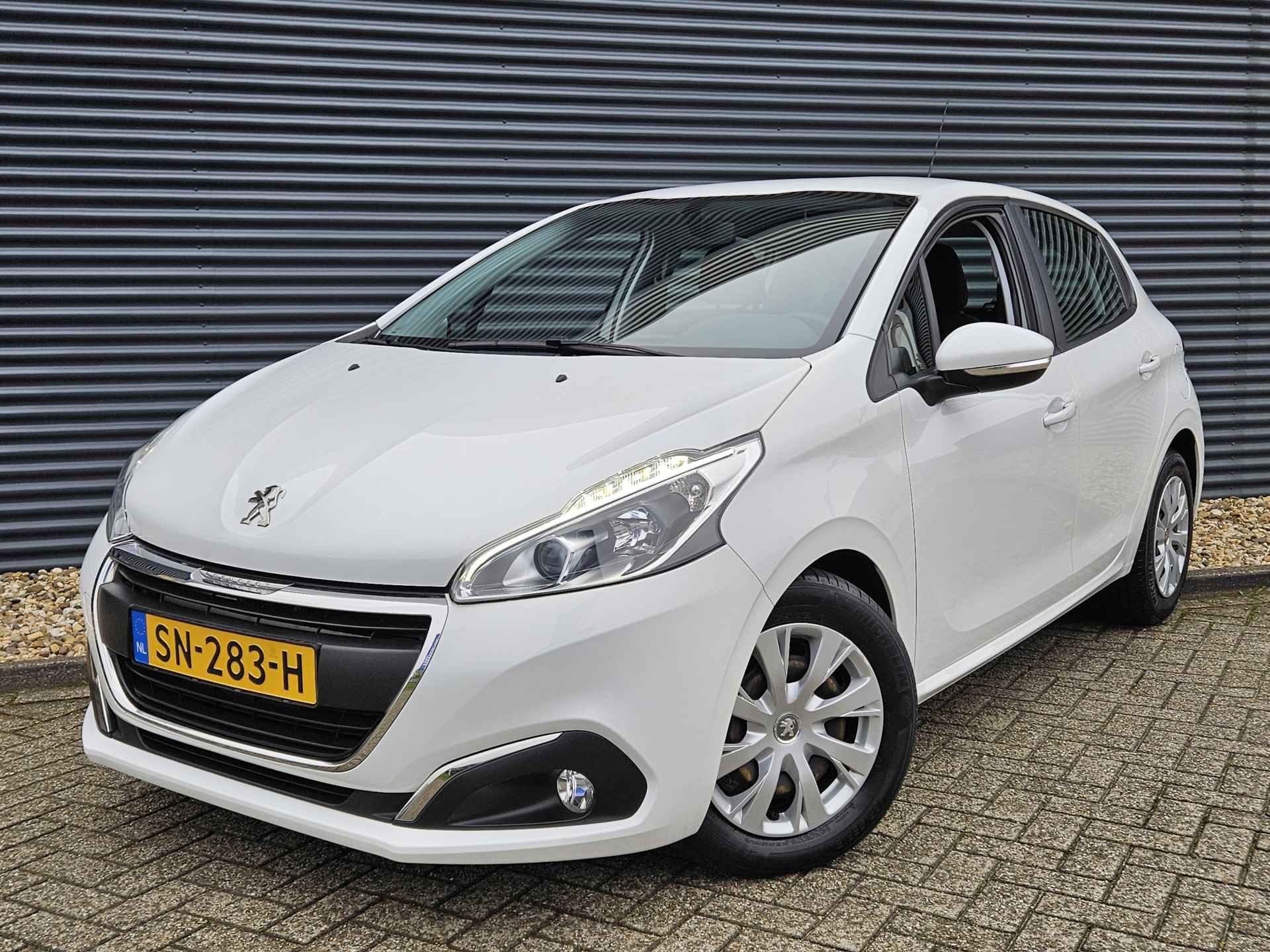 Peugeot 208 1.2 PureTech Blue Lion | Navigatie | Bluetooth | Parkeersensoren | Middenarmsteun voor | - 36/39