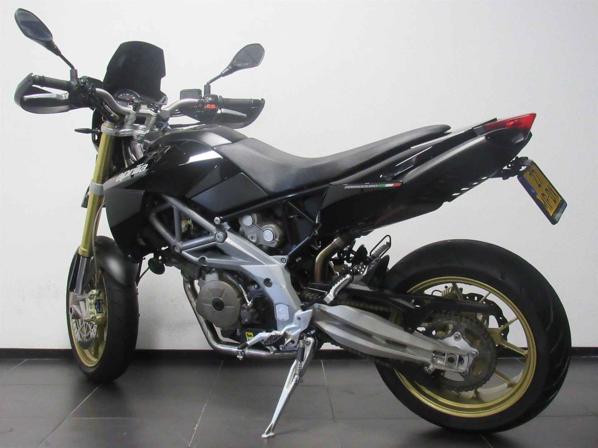 Aprilia DORSODURO SMV 750 - 2008 - 8/26