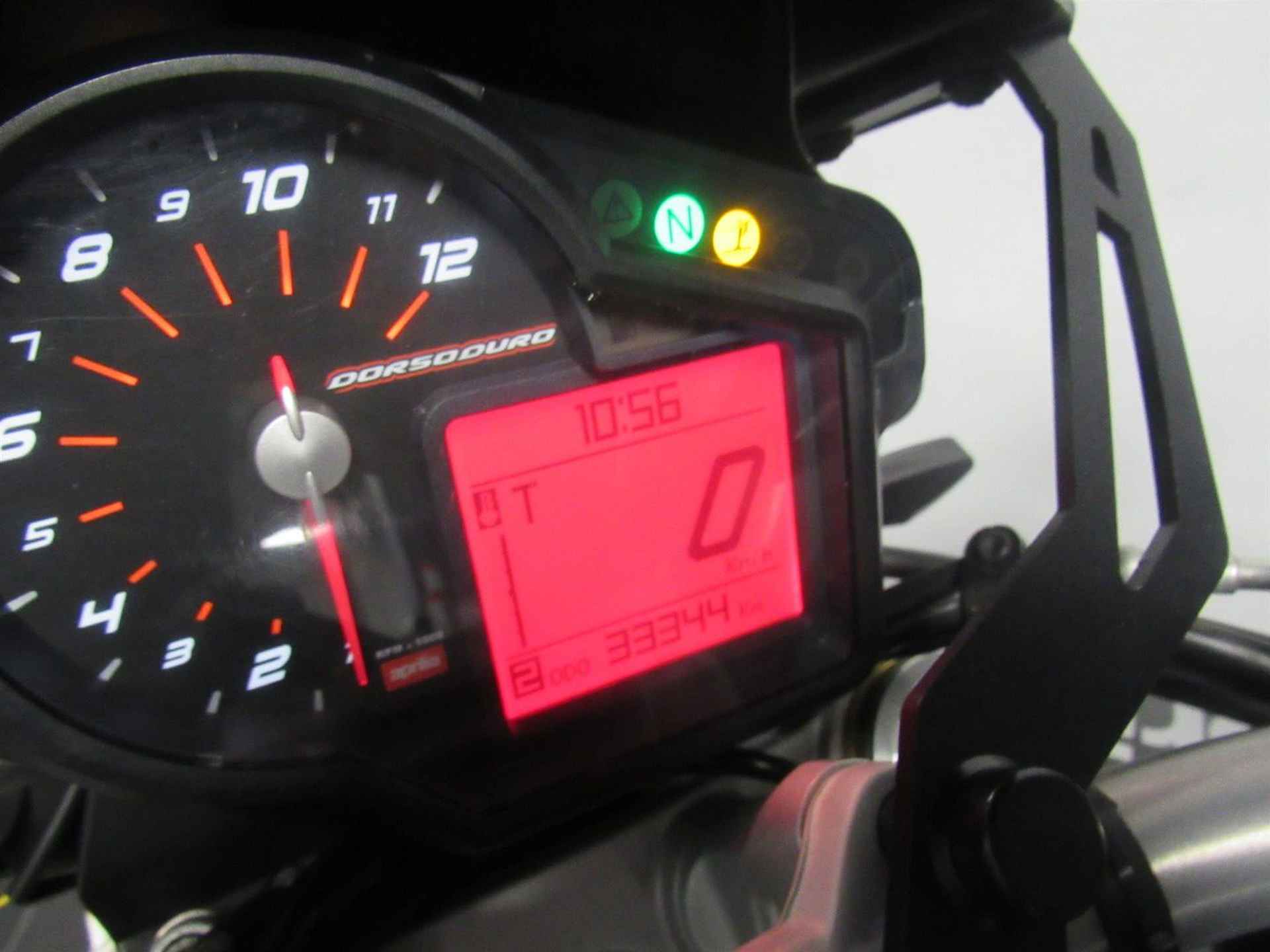 Aprilia DORSODURO SMV 750 - 2008 - 15/26