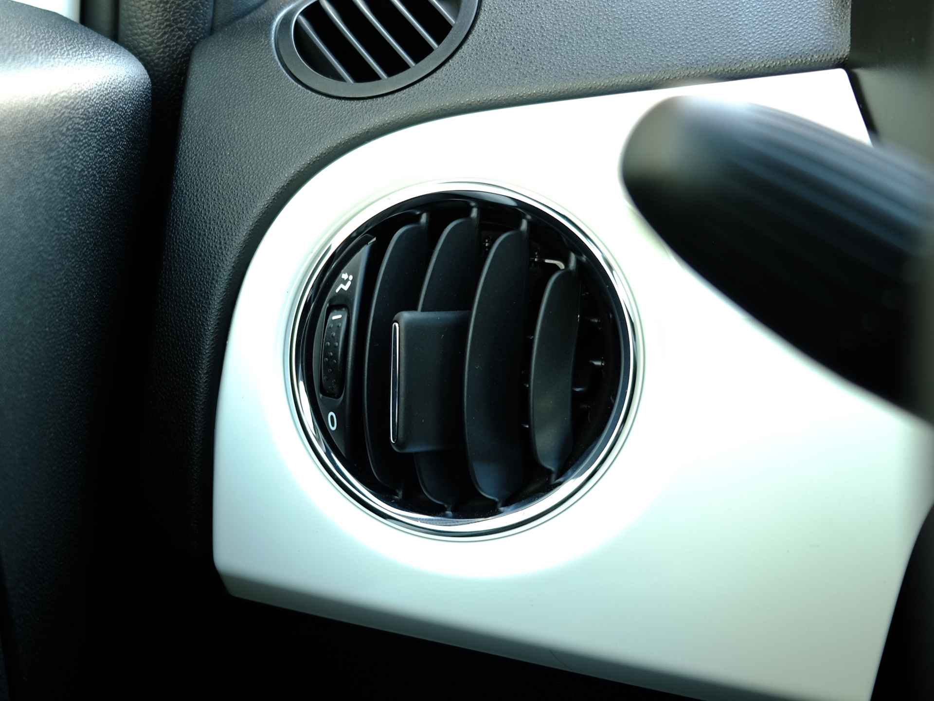 Fiat 500 1.0 Hybrid 70pk Dolcevita | Cruise control | CarPlay & Android Auto | Parkeersensoren achter - 10/19
