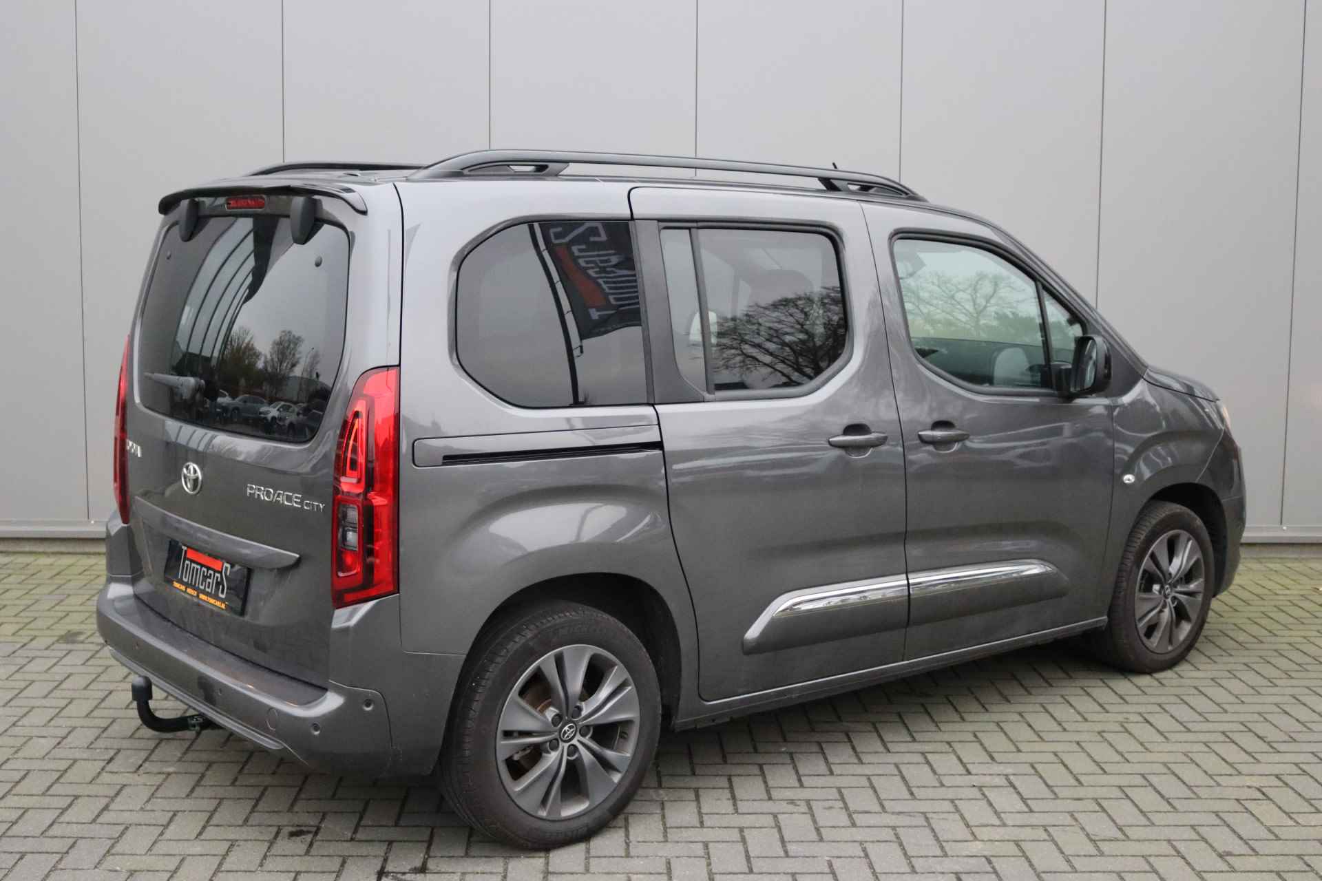 Toyota PROACE CITY 1.2 Turbo Dynamic Panoramadak/Trekhaak/Navigatie/Adaptive Cruise-Control - 5/32