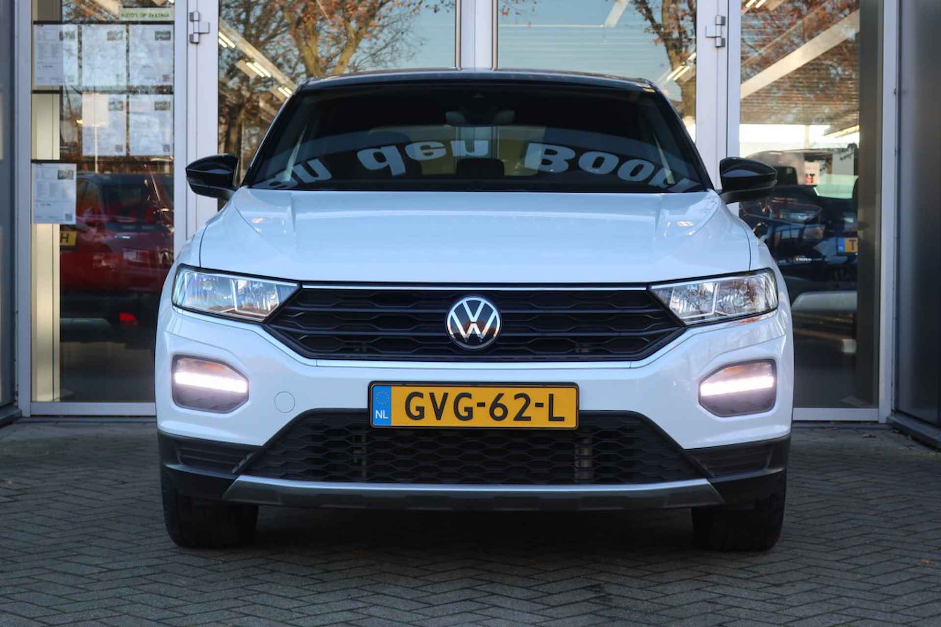 VOLKSWAGEN T-roc 1.5 TSI SPORT, Apple Carplay/ Android Auto, Navi, Clima, etc. - 2/31