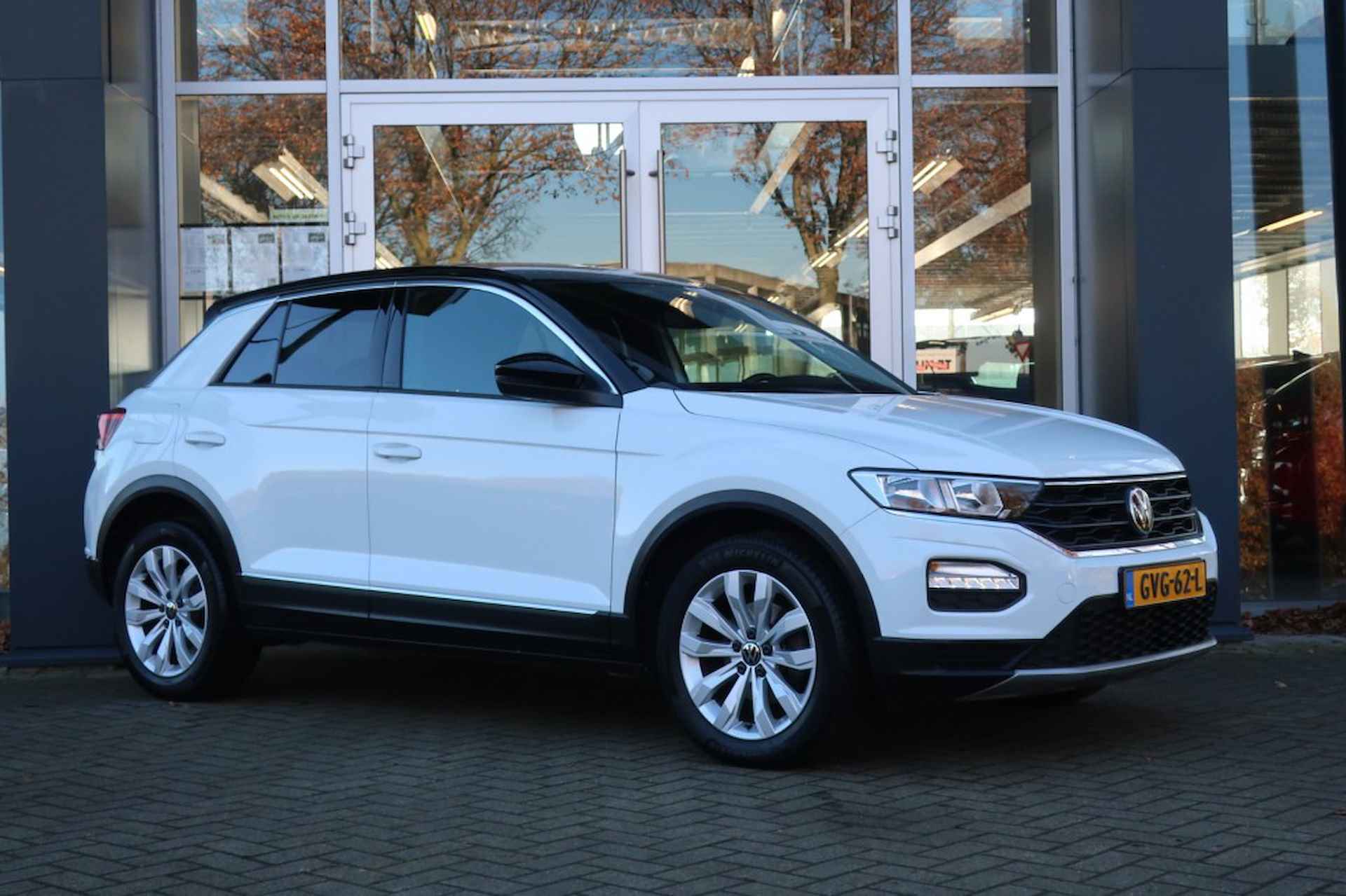 VOLKSWAGEN T-roc 1.5 TSI SPORT, Apple Carplay/ Android Auto, Navi, Clima, etc. - 3/31