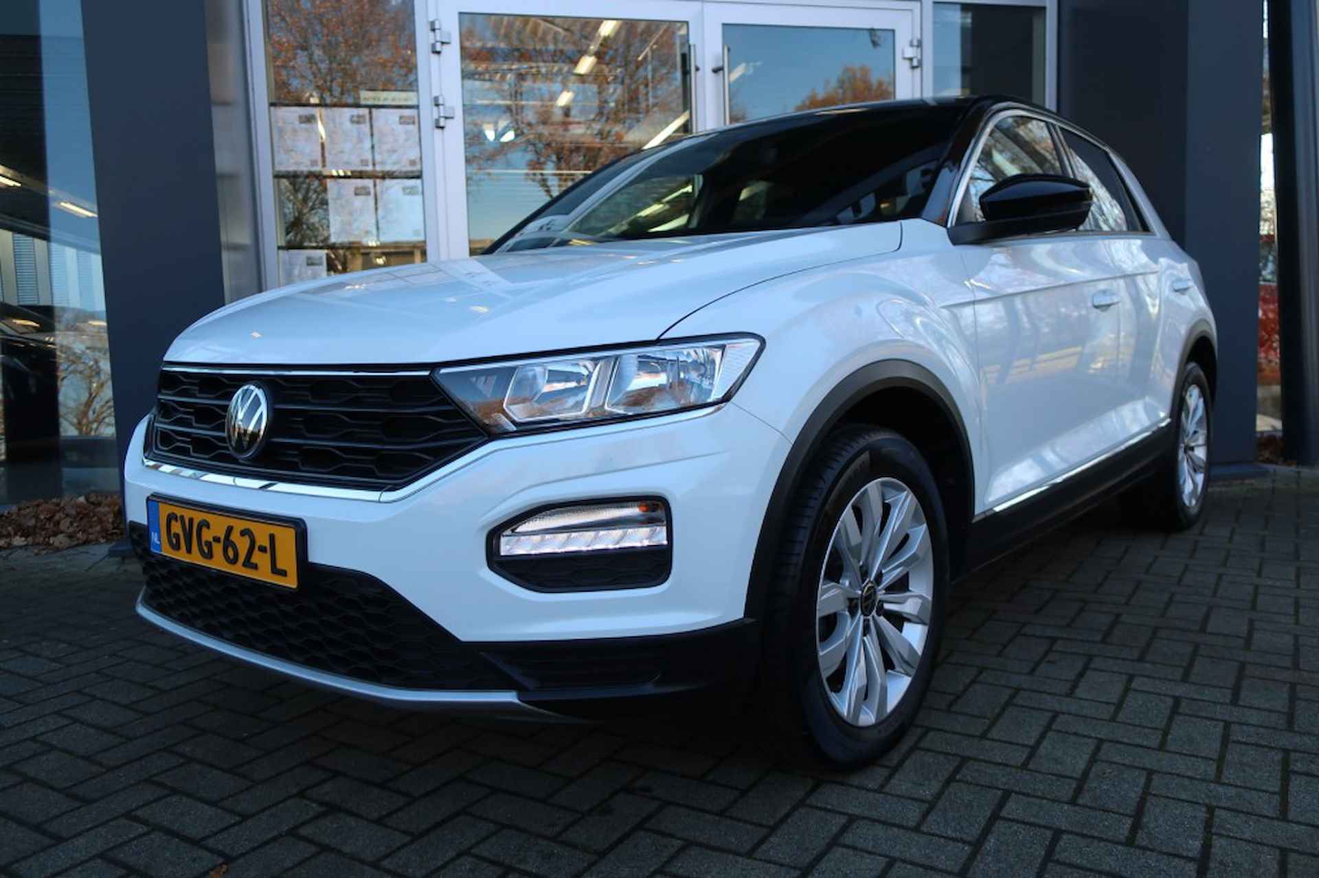 VOLKSWAGEN T-roc 1.5 TSI SPORT, Apple Carplay/ Android Auto, Navi, Clima, etc. - 8/31