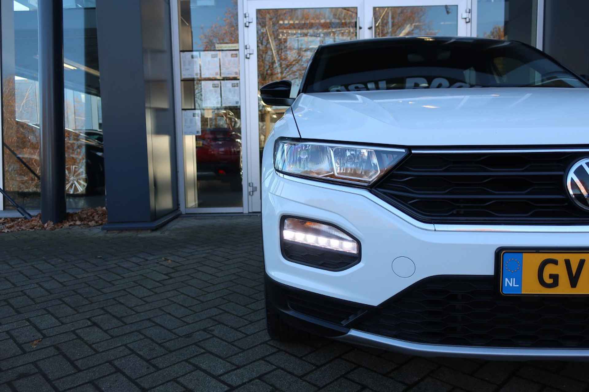 VOLKSWAGEN T-roc 1.5 TSI SPORT, Apple Carplay/ Android Auto, Navi, Clima, etc. - 10/31