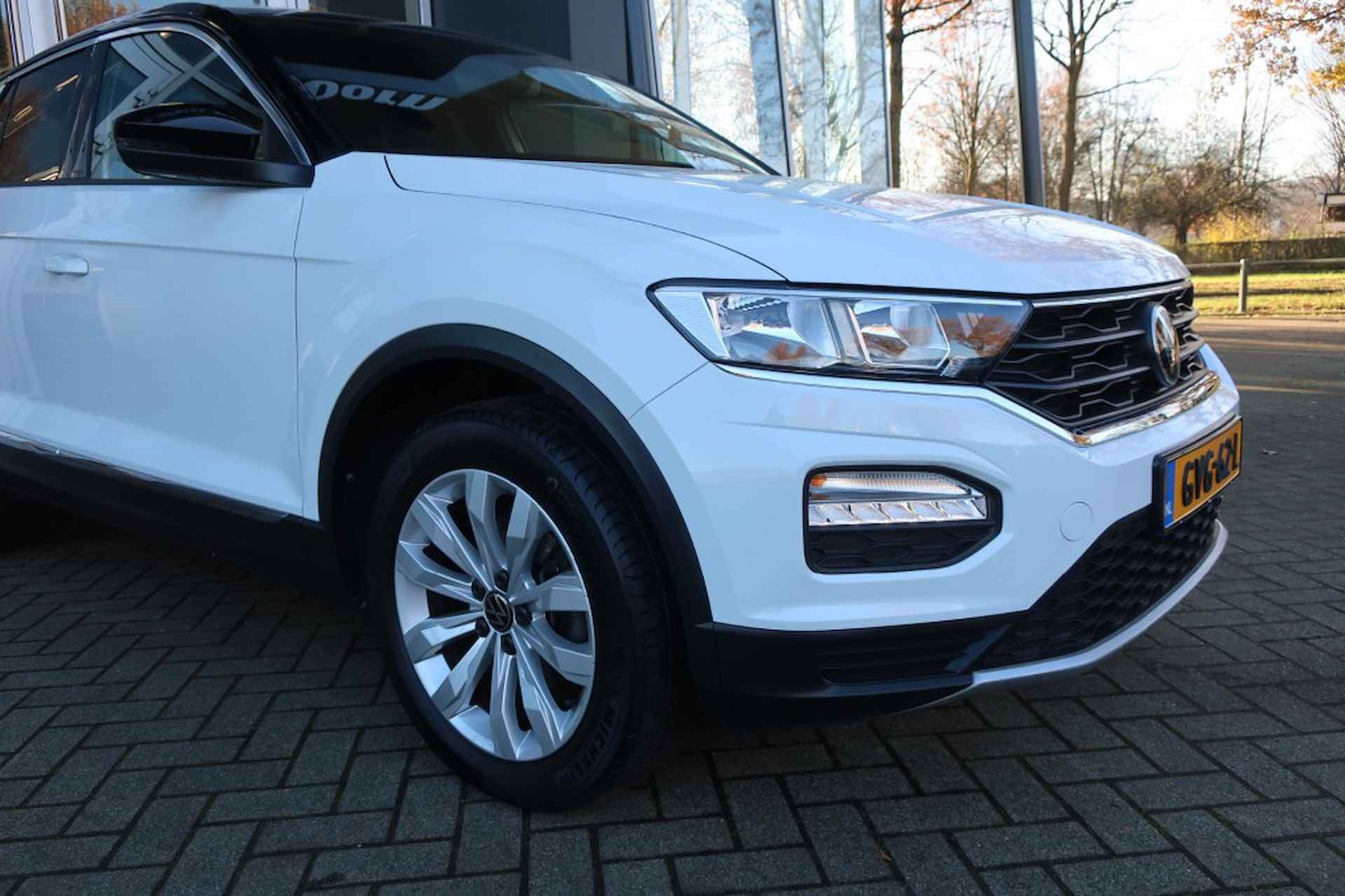 VOLKSWAGEN T-roc 1.5 TSI SPORT, Apple Carplay/ Android Auto, Navi, Clima, etc. - 12/31