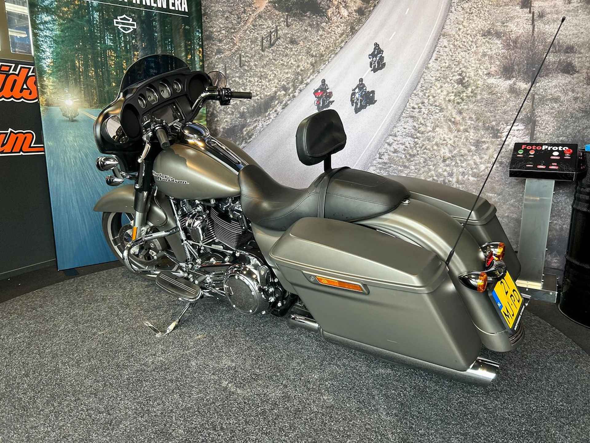 Harley-Davidson FLHX STREET GLIDE - 10/15