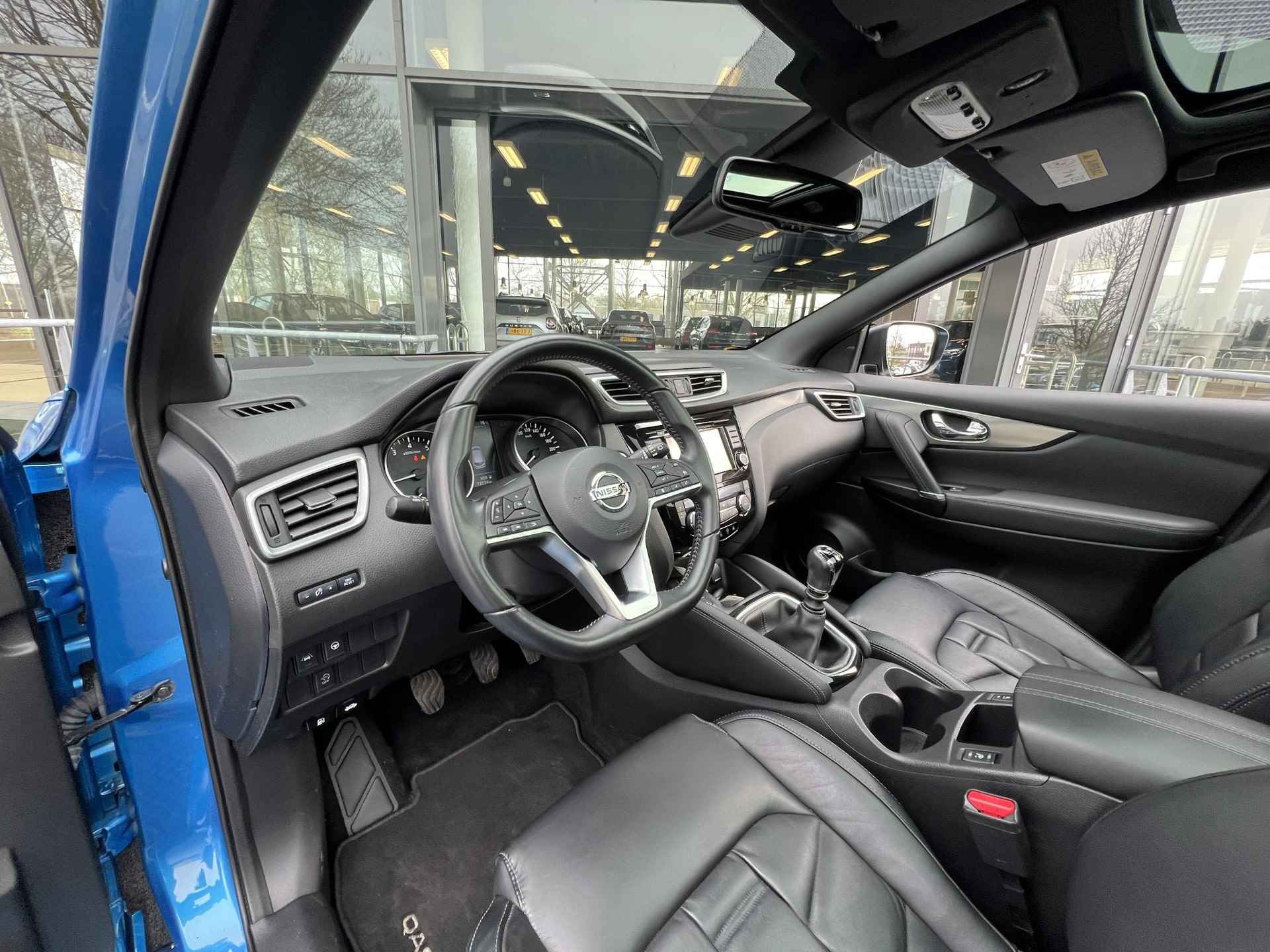 Nissan Qashqai 1.3 DIG-T Tekna + | 360° Camera | Carplay | Panoramadak | Cruise Control Adaptief - 25/37