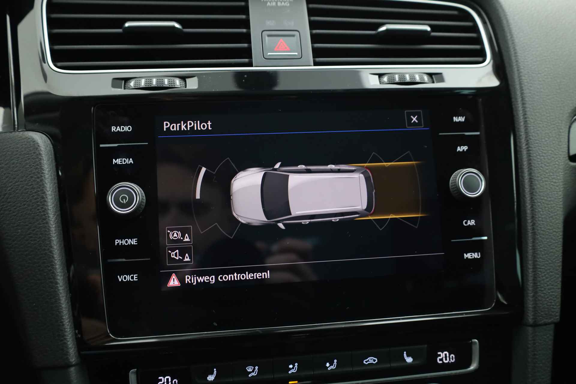 Volkswagen GOLF Variant 1.6 TDI Comfortline DSG | Navi | Adapt. Cruise | PDC | Stoelverw. | Apple CarPlay - 15/26