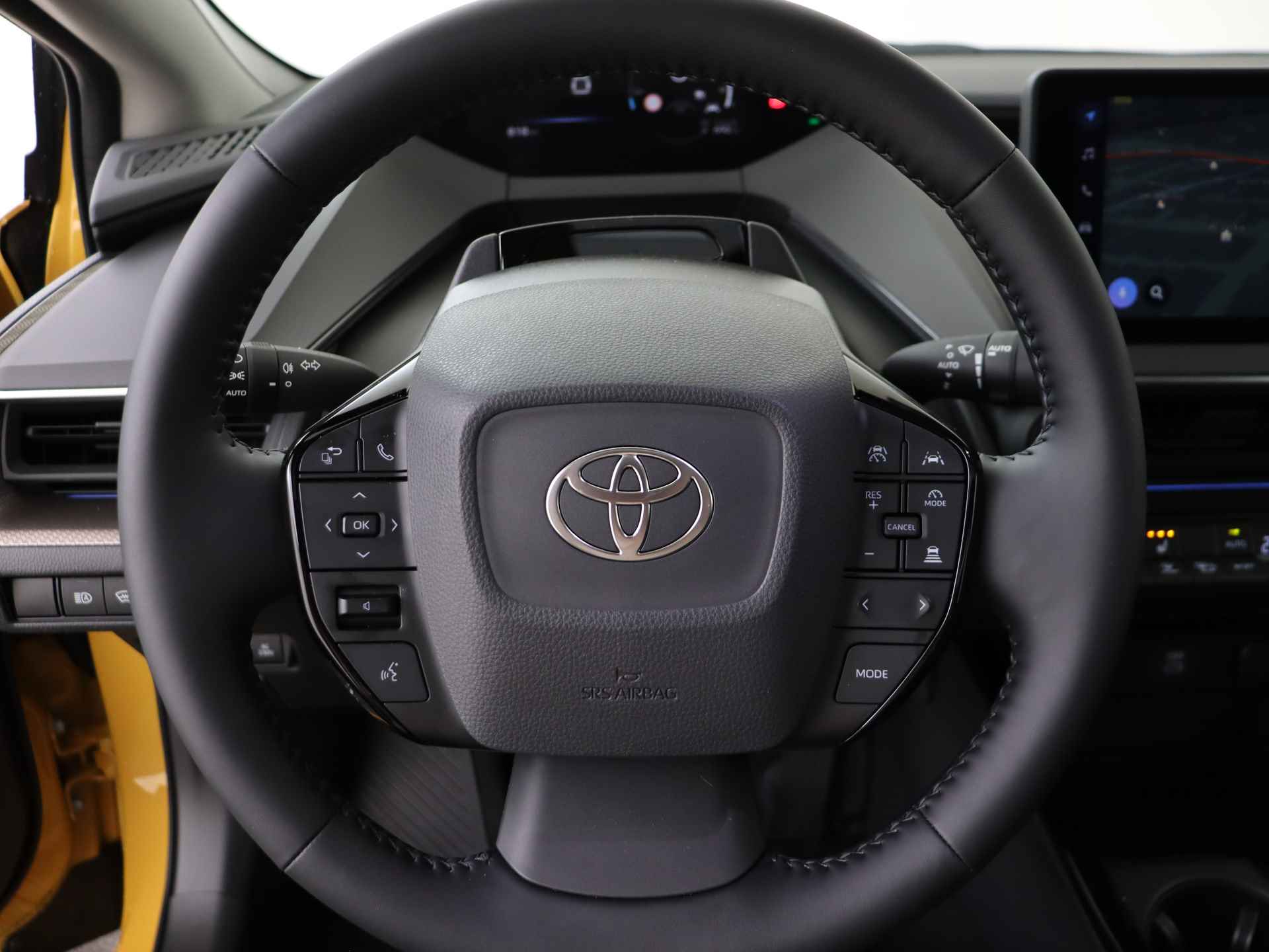 Toyota Prius 2.0 Plug-in Executive | Panoramadak | Full options | Demo - 5/47