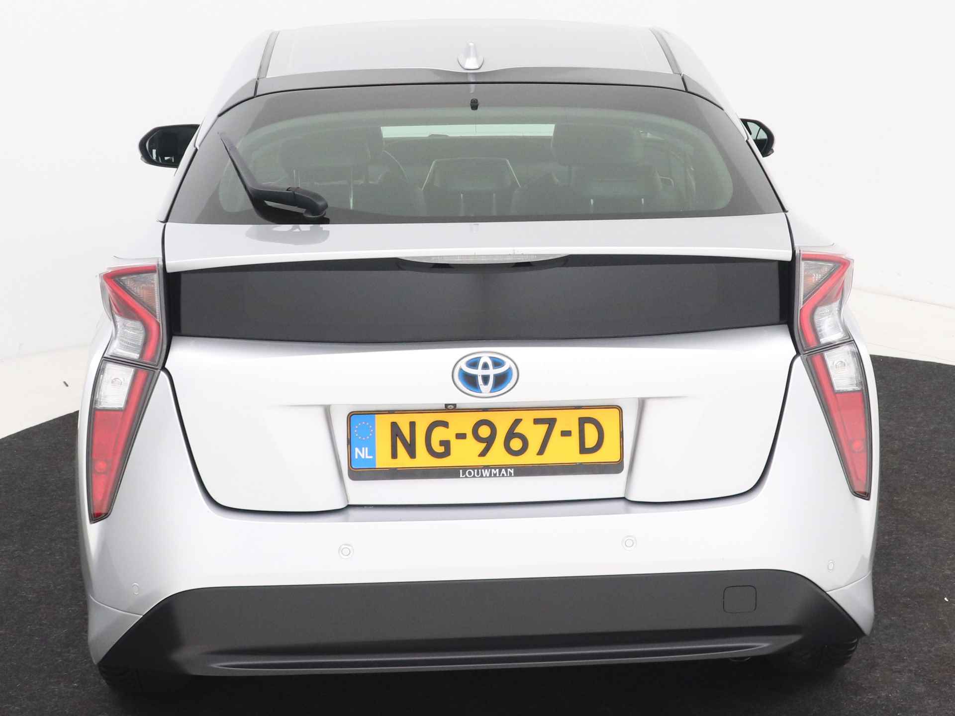 Toyota Prius 1.8 Executive | Navigatie | Climate Control | Cruise Control Adaptief | Head up Display | Parkeer Ass. | Stoelverwarming | - 28/47