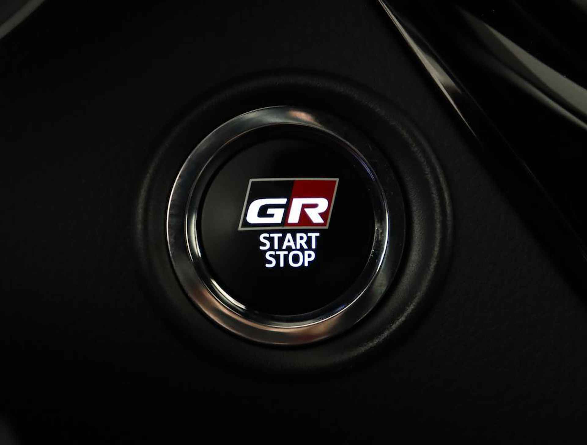 Toyota C-HR 2.0 Hybrid GR-Sport | Trekhaak | Navigatie | Parkeersensoren | 184PK | - 51/54
