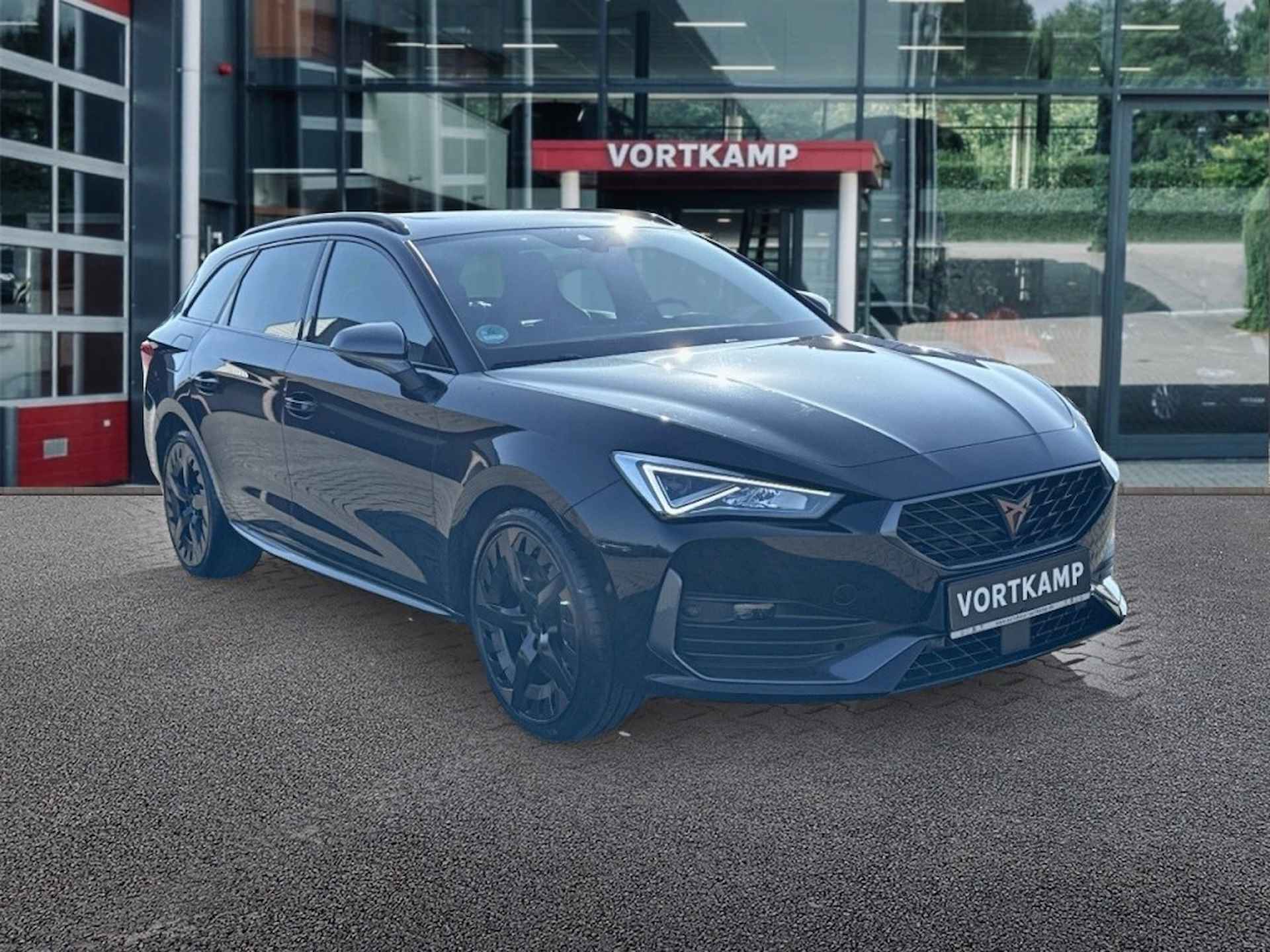 CUPRA Leon Sportstourer 1.4 TSI DSG E-HYBRID PANO-DAK/CAMERA/LEDER/MEMORY/NAVI/ACC/CARPL - 3/25