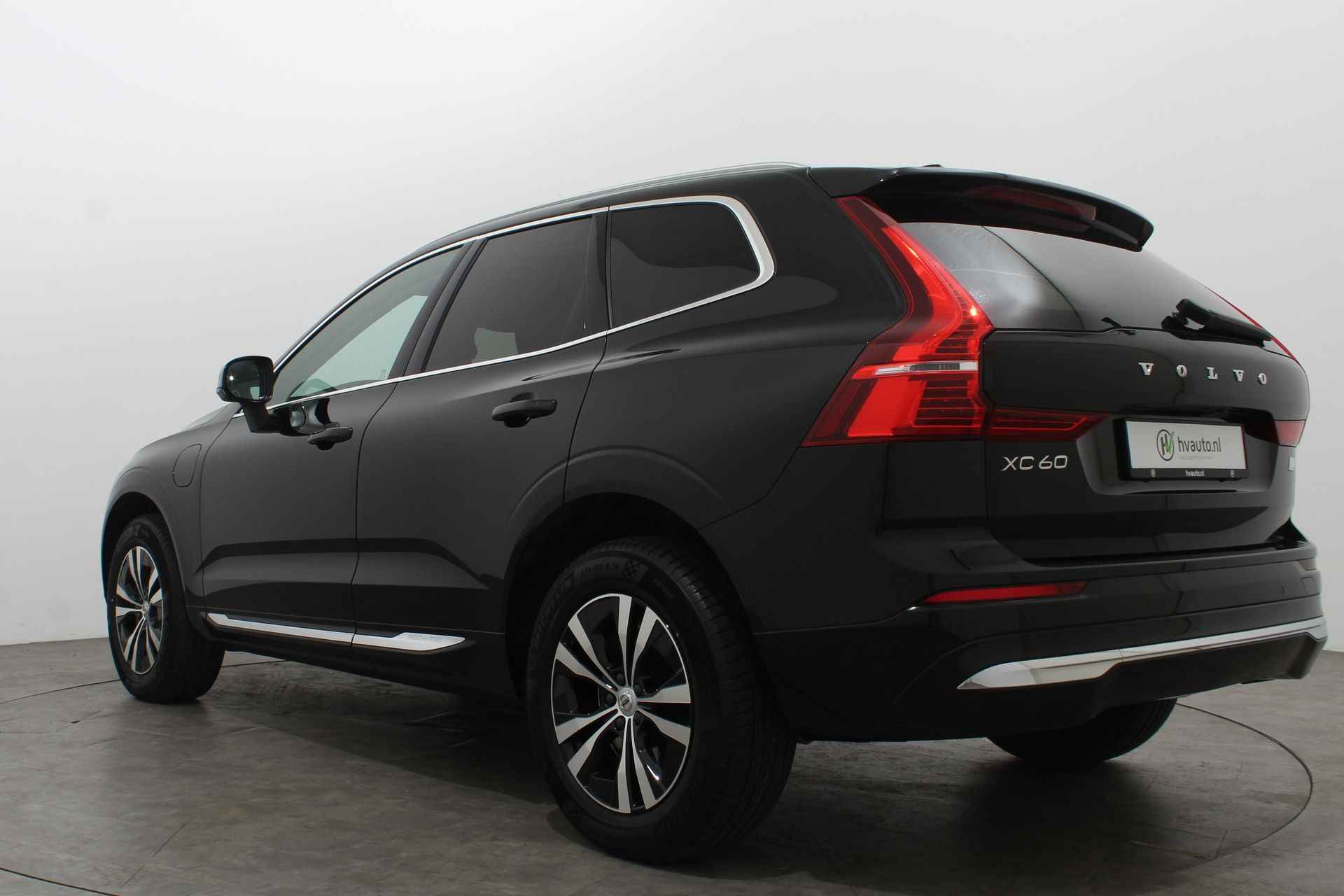 Volvo XC60 2.0 T6 RECHARGE 340PK AWD INSCRIPTION EXPR. AUT8 | Panoramadak | Google | 360 camera | Head-Up - 4/54