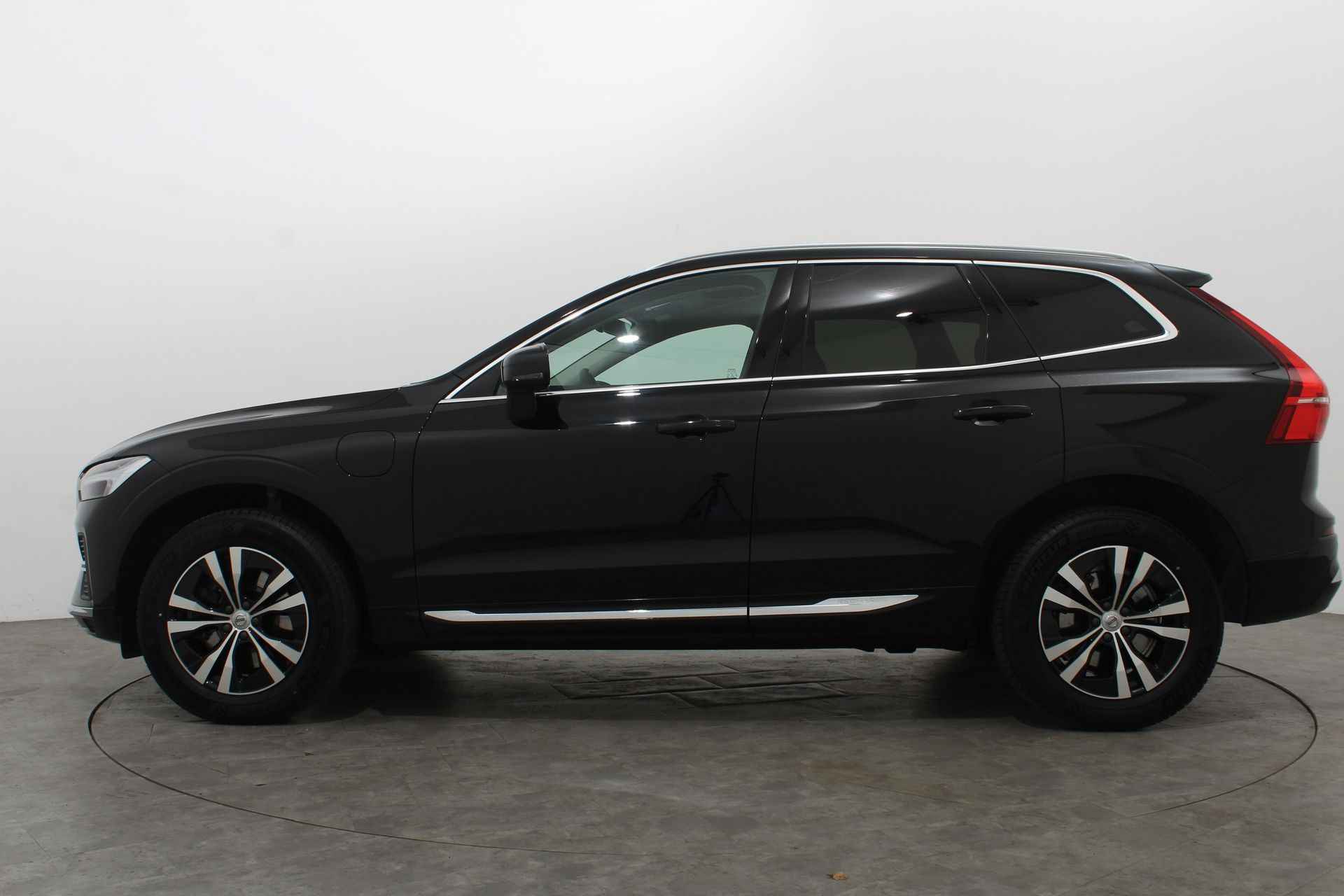 Volvo XC60 2.0 T6 RECHARGE 340PK AWD INSCRIPTION EXPR. AUT8 | Panoramadak | Google | 360 camera | Head-Up - 7/54