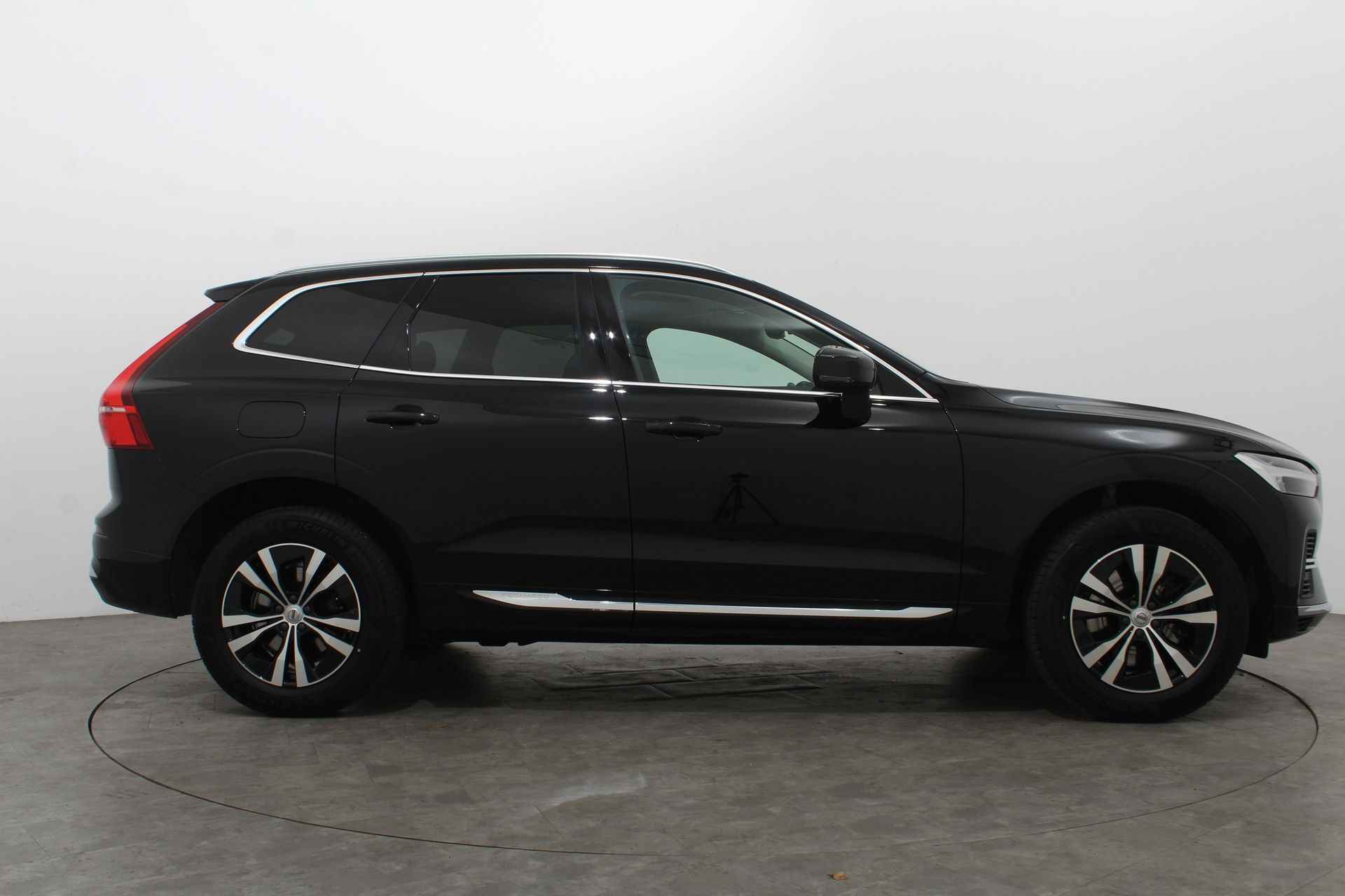 Volvo XC60 2.0 T6 RECHARGE 340PK AWD INSCRIPTION EXPR. AUT8 | Panoramadak | Google | 360 camera | Head-Up - 17/54