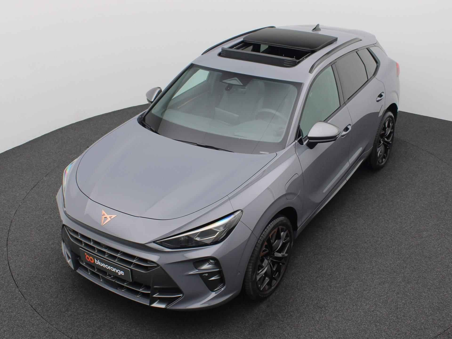 CUPRA Terramar 1.5 TSI e-Hybrid VZ Performance 272PK DSG Led matrix, head-up display, 360gr camera, trekhaak, Stuur-stoelverwarming, Panoramadak, adaptive cruise, keyless, side assist, 20" lichtmetaal - 14/62