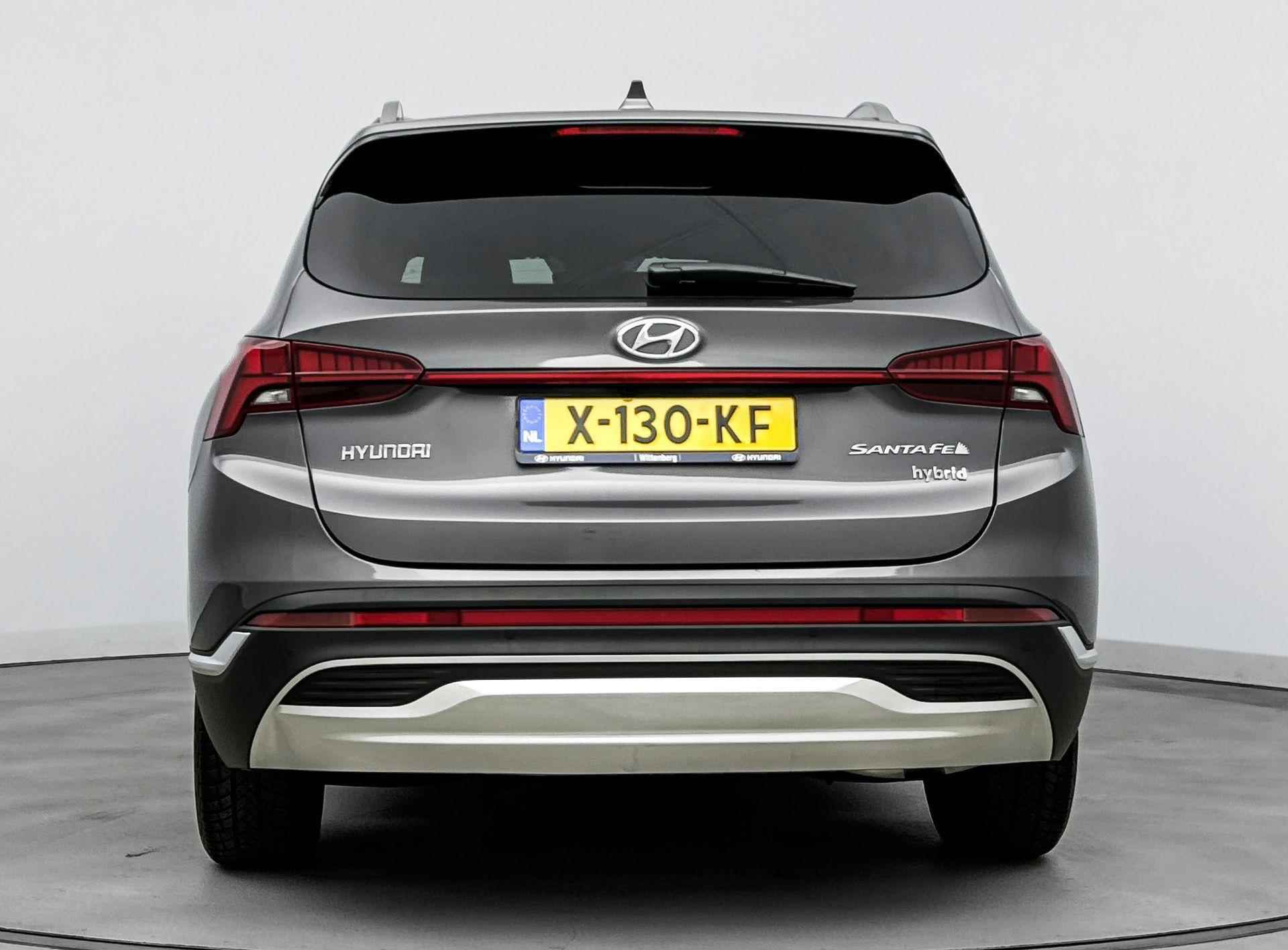 Hyundai Santa Fe 1.6 T-GDI HEV PREMIUM 7P. | NAVI | BLUELINK | HUD | 1650KG TREKGEWICHT | ADAPTIEVE CRUISE | 360 CAMERA | BOSE | CLIMA | LEDER | FABRIEKSGARANTIE GELDIG T/M 1-2029! | - 6/28