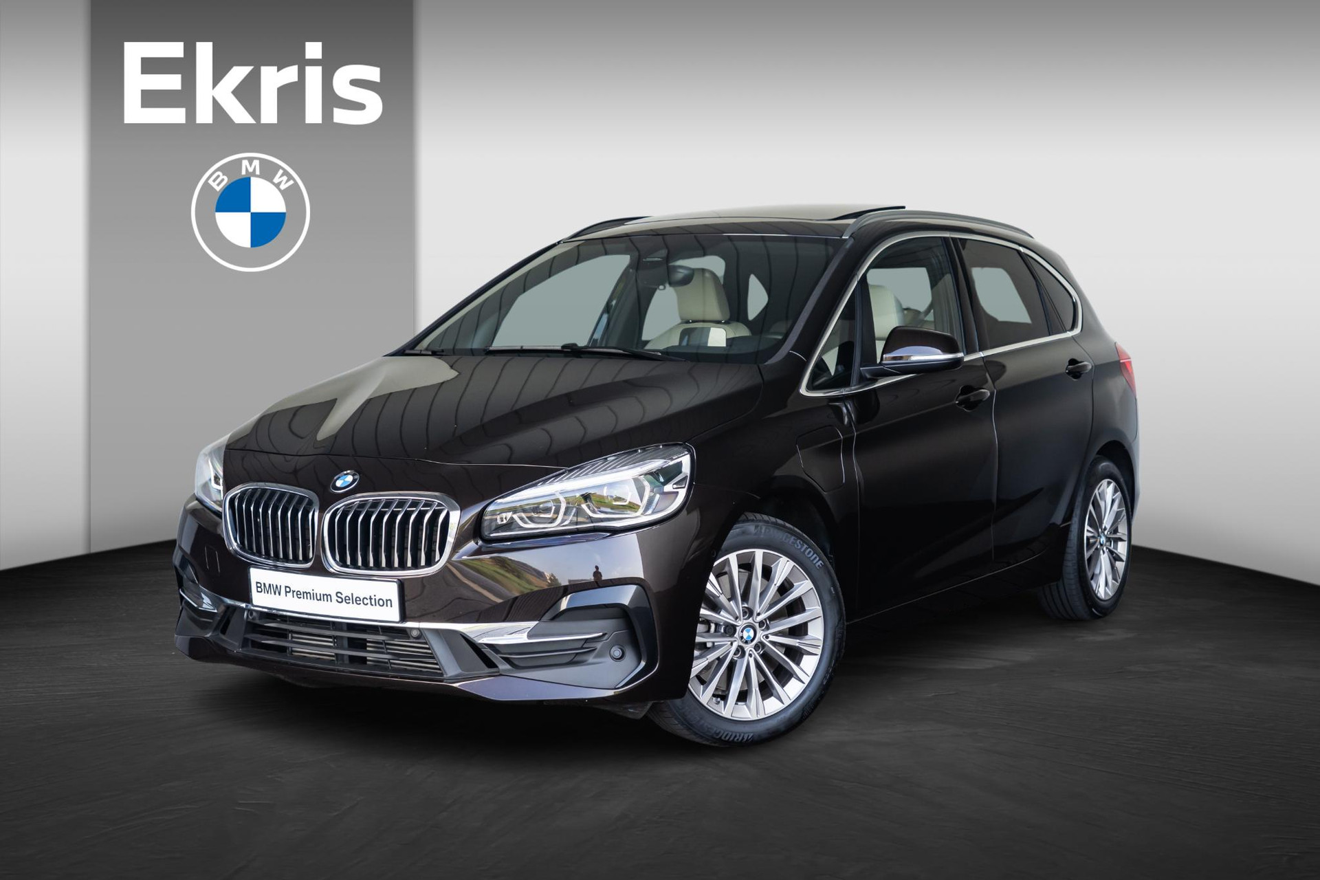 BMW 2 Serie Active Tourer 225e xDrive | Luxury Line | High Executive | Parking Assist | Glazen schuif-kanteldak |