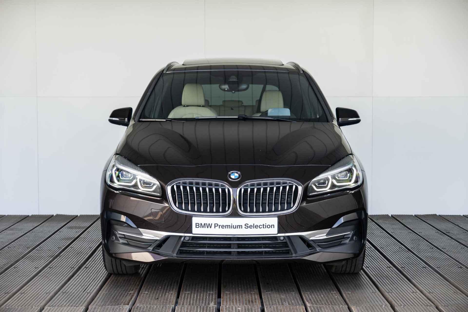 BMW 2 Serie Active Tourer 225e xDrive | Luxury Line | High Executive | Parking Assist | Glazen schuif-kanteldak | - 3/42