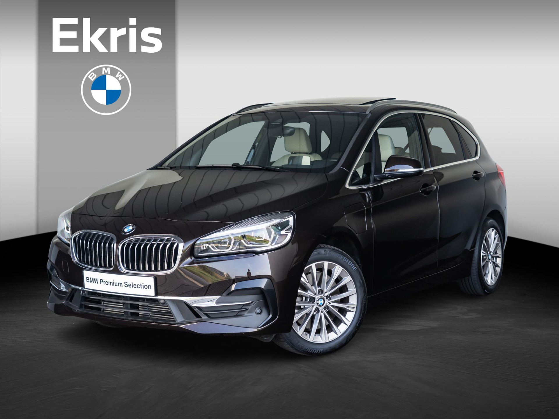 BMW 2 Serie Active Tourer 225e xDrive | Luxury Line | High Executive | Parking Assist | Glazen schuif-kanteldak |