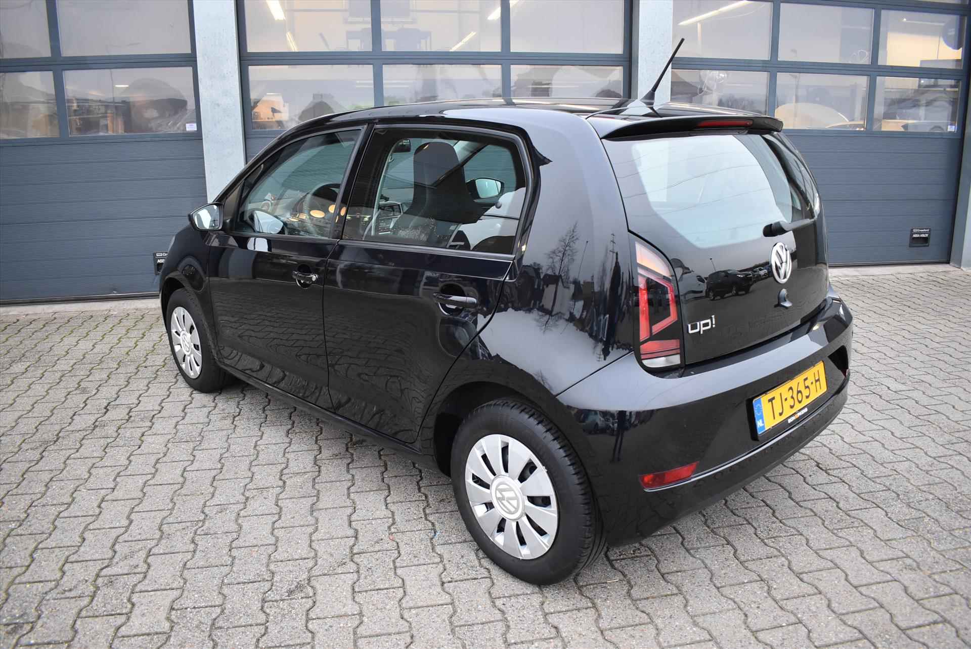 Volkswagen Up! 1.0 60pk 5-drs BMT Move up! - 3/27