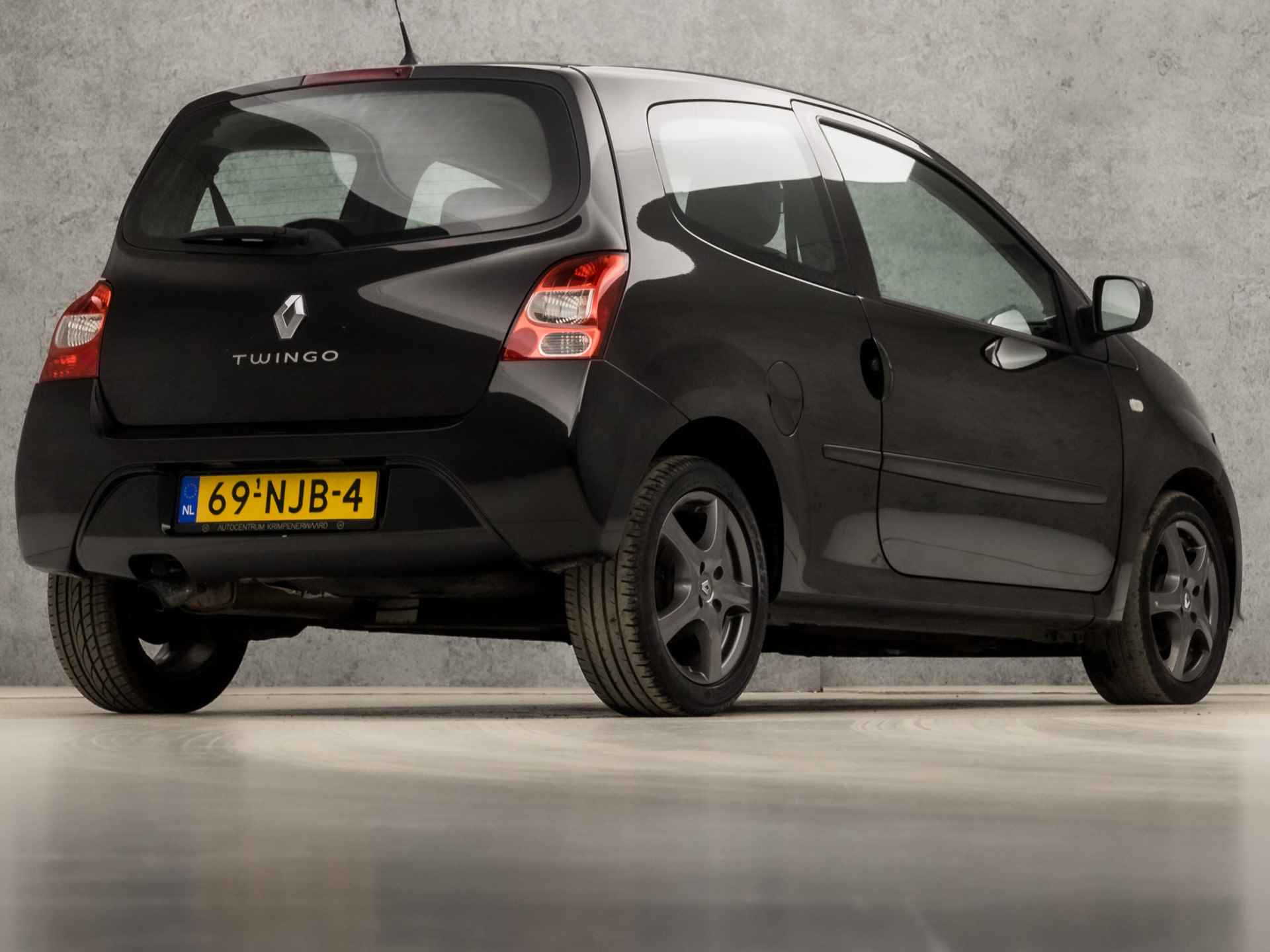 Renault Twingo 1.2-16V Authentique (RADIO, NAP, AIRCO, ARMSTEUN, SPORTSTOELEN, ELEK RAMEN, LM VELGEN, NIEUWE APK, NIEUWSTAAT) - 5/25