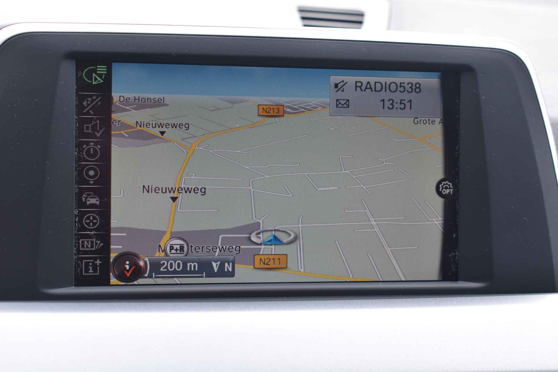 BMW X1 sDrive18i Navigatie Privacy glas Rijd als nieuw - 30/52