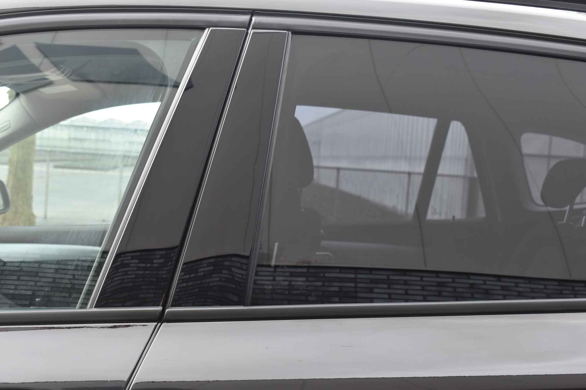 BMW X1 sDrive18i Navigatie Privacy glas Rijd als nieuw - 41/52