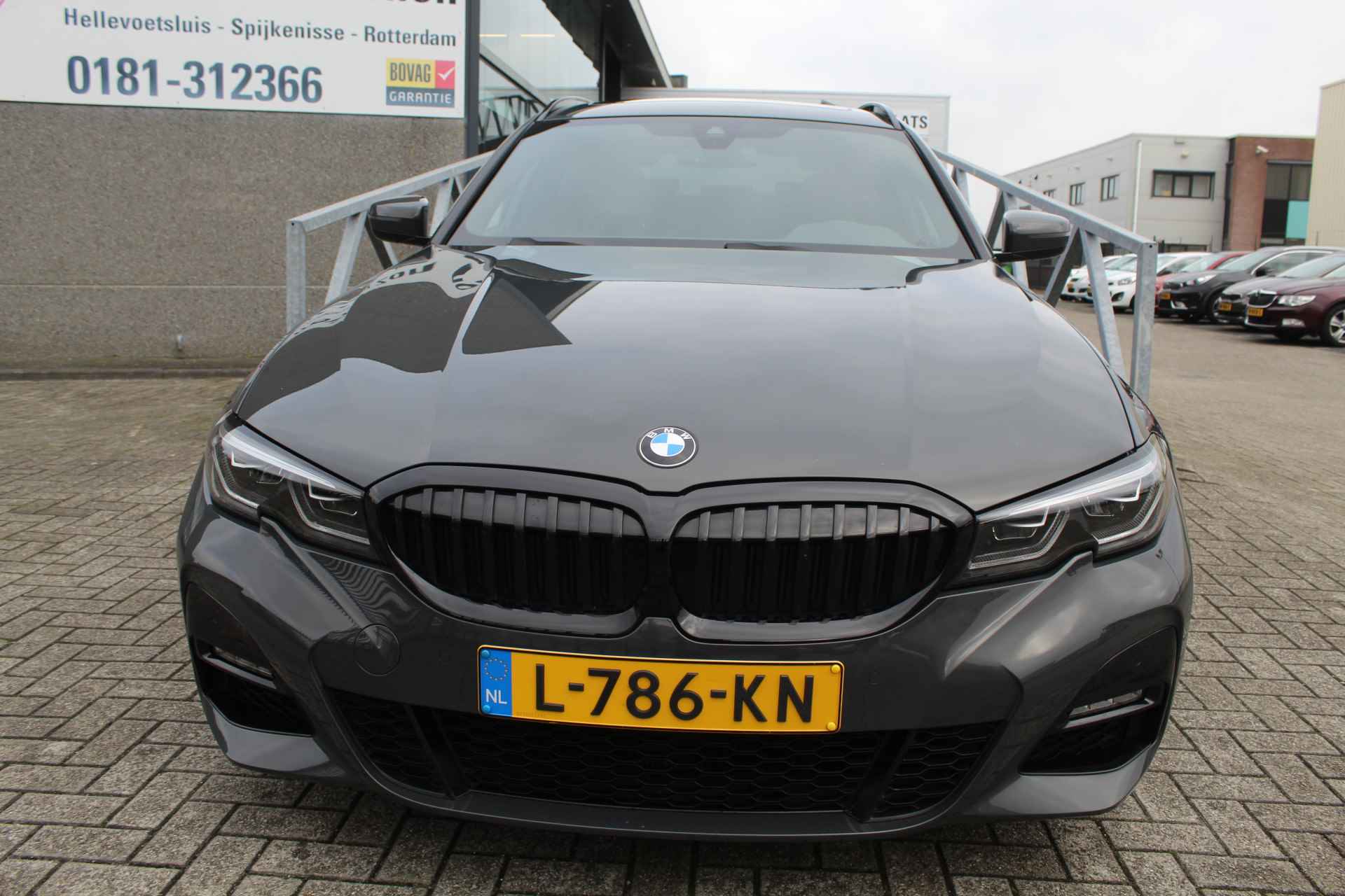 BMW 3 Serie Touring 320e M-pakket Business Edition Plus/Automaat Panoramadak/Laser led koplampen/M Sport Binnen & Buiten/Navigatie/Achteruit - 6/27