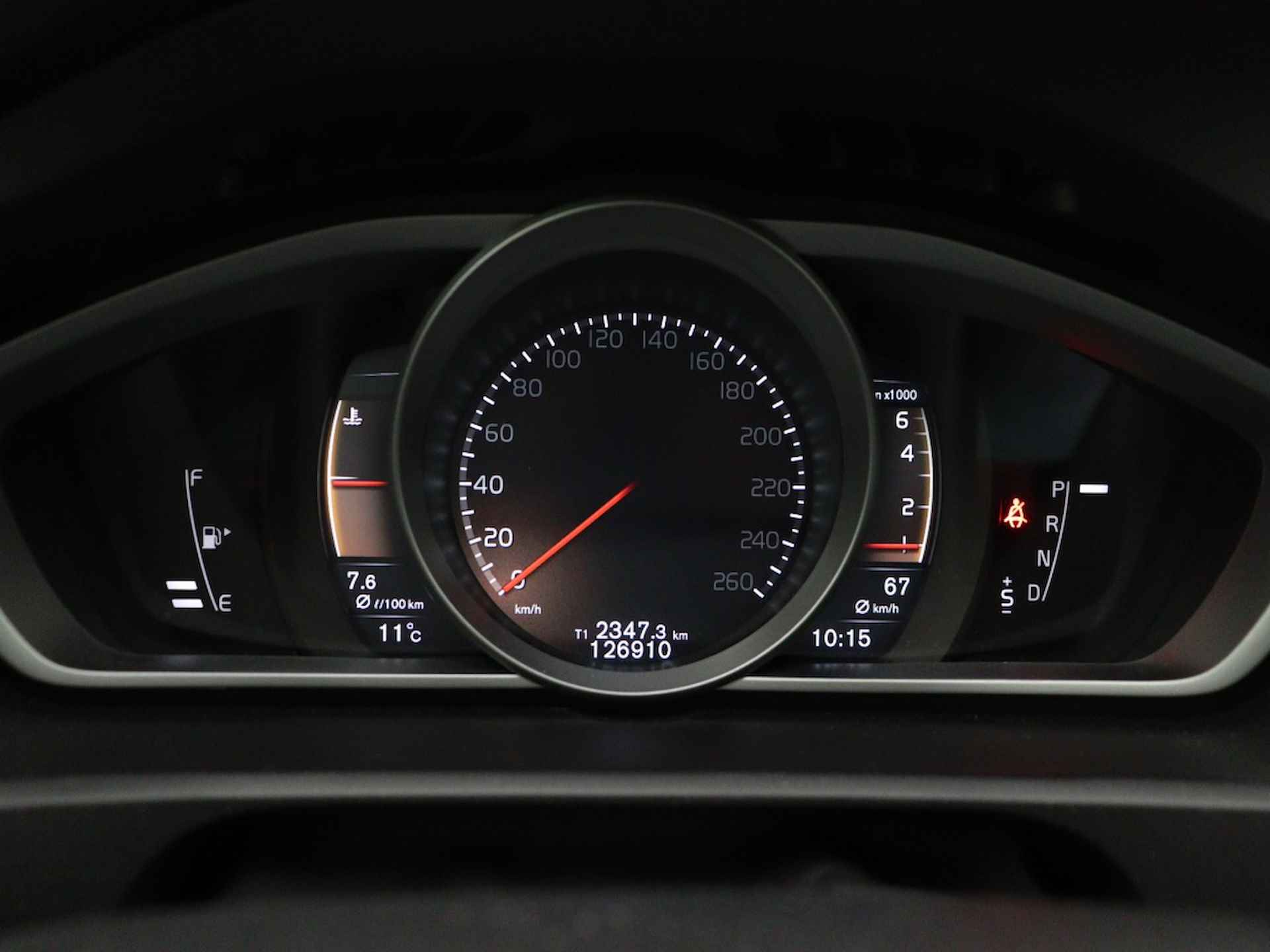 Volvo V40 Cross Country T3 AUT(6) DYNAMIC DAB+ KEYLESS PANORAMADAK CAMERA VOLVO ON CALL - 21/37