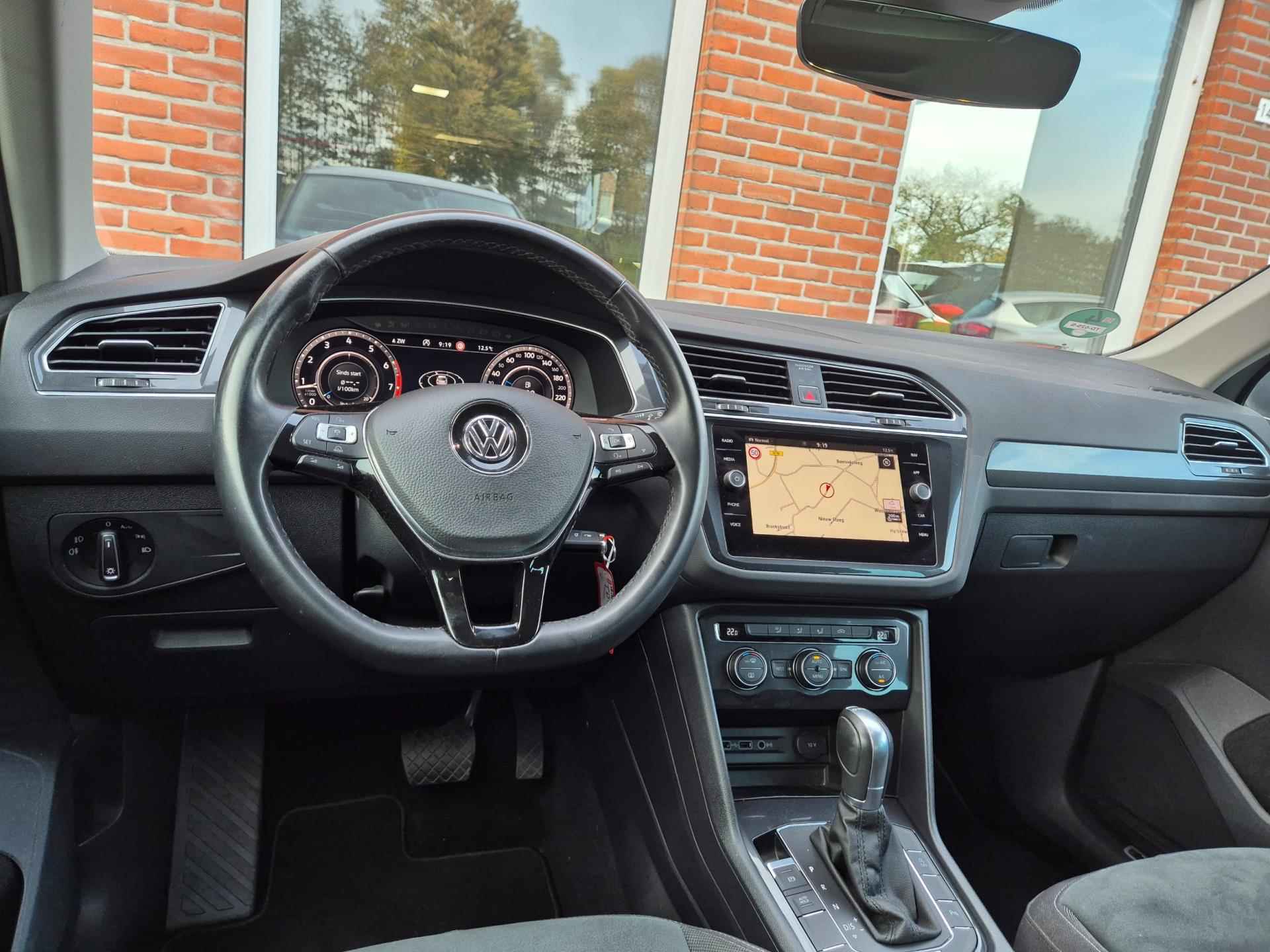 Volkswagen Tiguan 1.4 TSI 4Motion Highline 150PK 5drs AUTOMAAT clima, adapt cruise, led, navi, carplay, trekhaak RIJKLAAR - 10/20