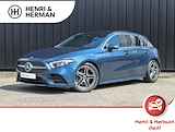 Mercedes-Benz A-klasse 180 Business Solution AMG (Glazendak/AppleCarPlay/1ste eig./Camera/LED/P.Glass/S.stoelen)