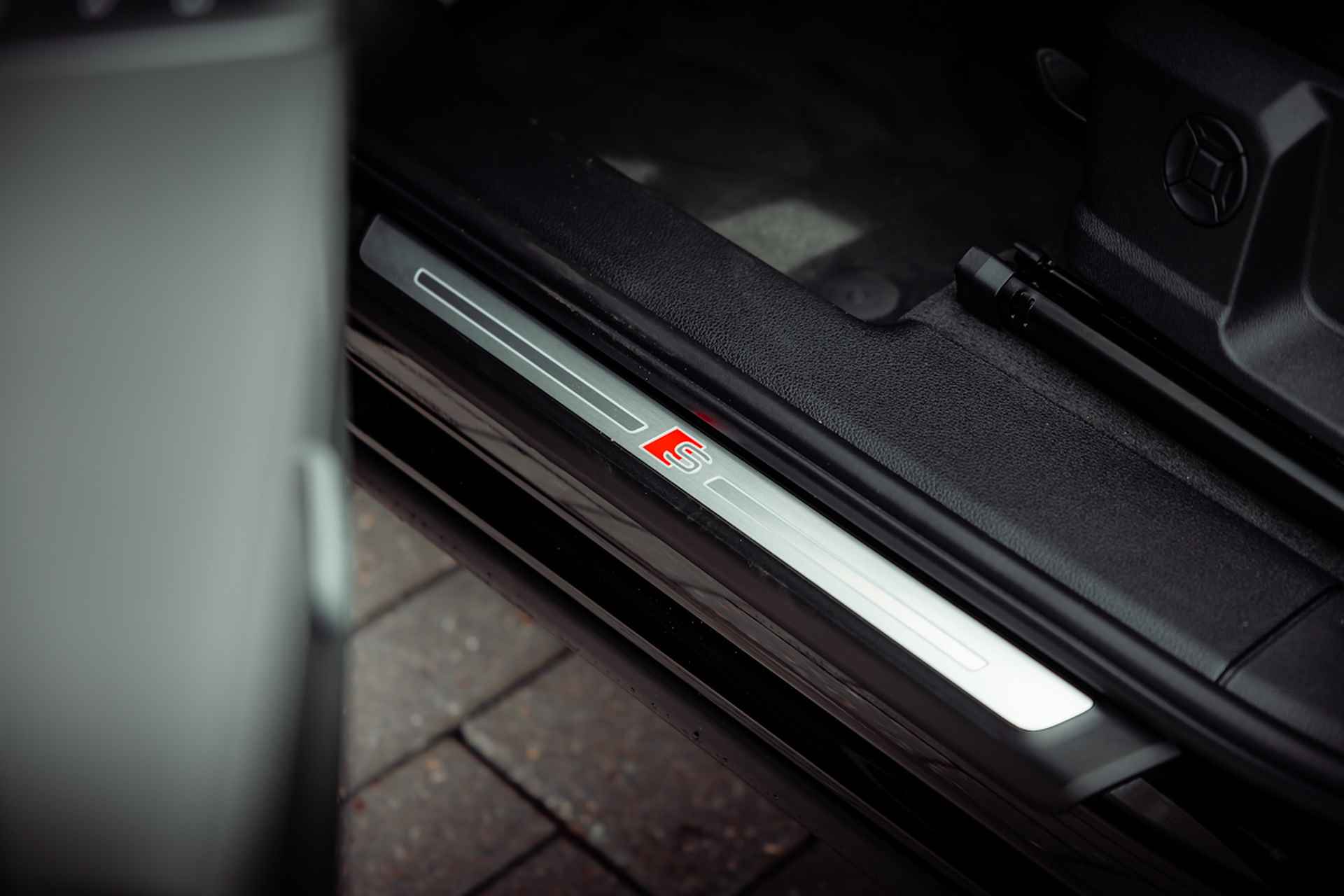 Audi Q3 45 TFSI e 245pk s-tronic S edition | Optiek zwart | Privacy glass | Comfortsleutel | Adaptive cruise control | 19" LM velgen | Stoelverwarming - 23/35